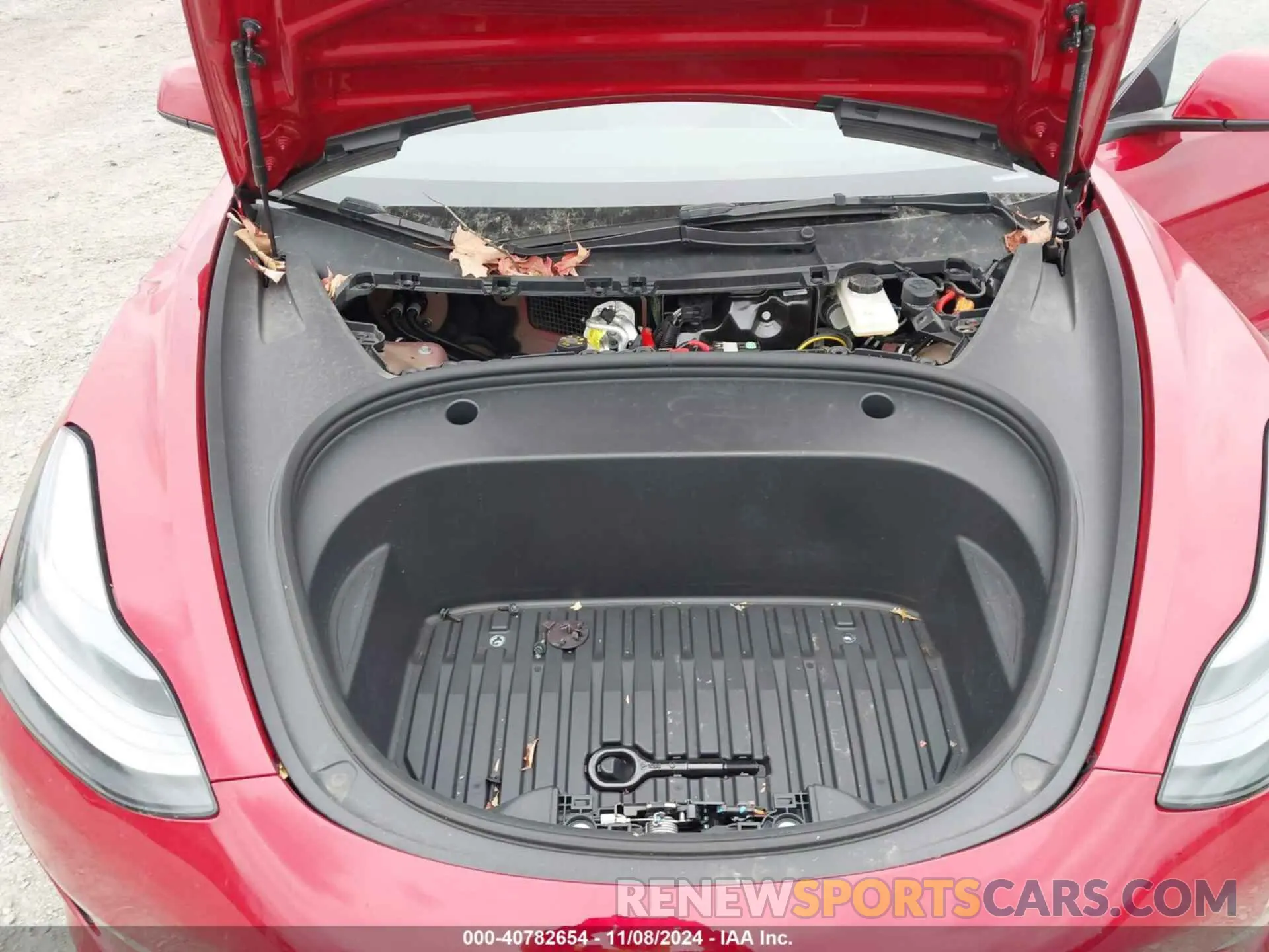 10 Photograph of a damaged car 5YJ3E1EC9PF408466 TESLA MODEL 3 2023