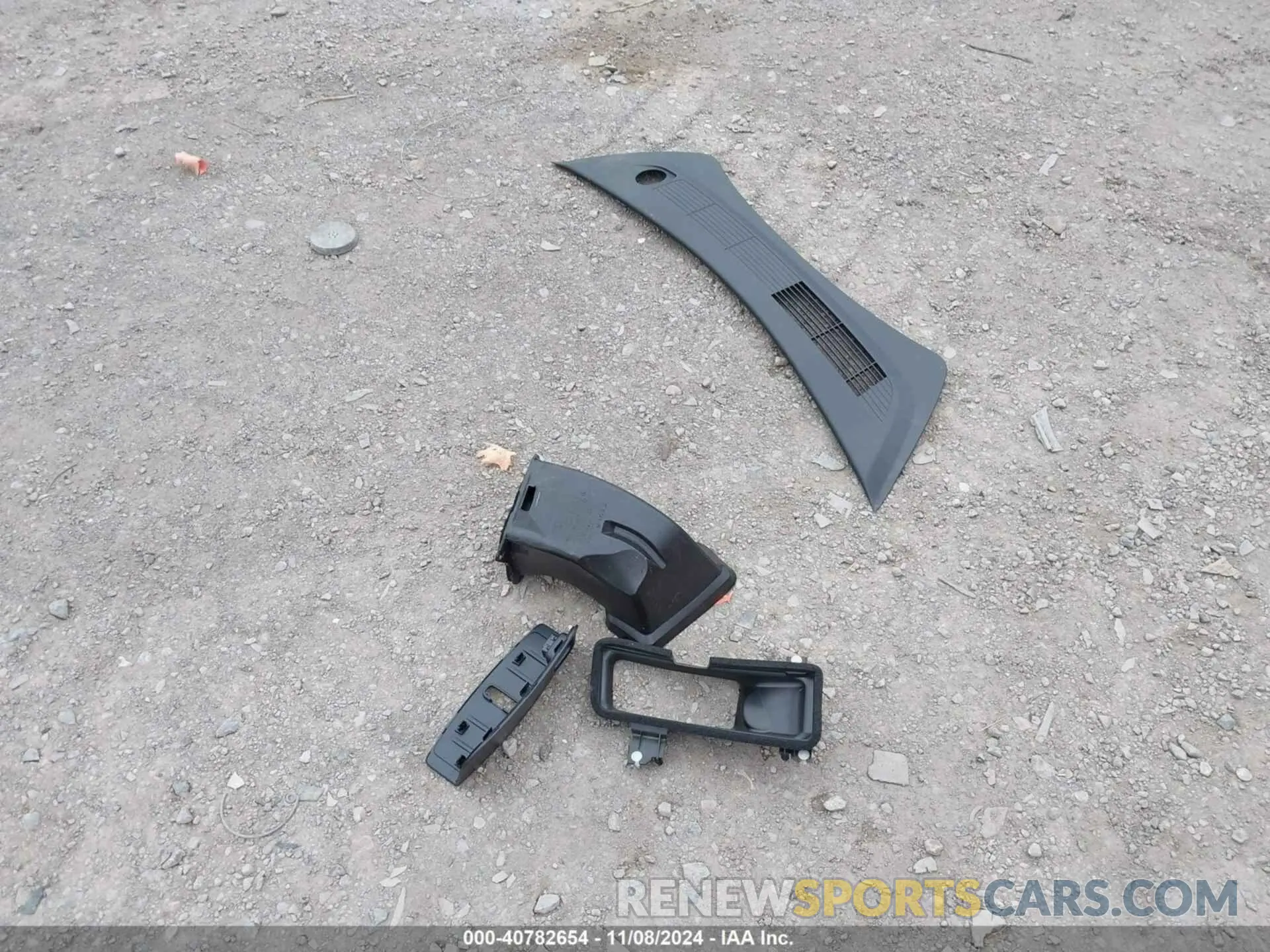 12 Photograph of a damaged car 5YJ3E1EC9PF408466 TESLA MODEL 3 2023
