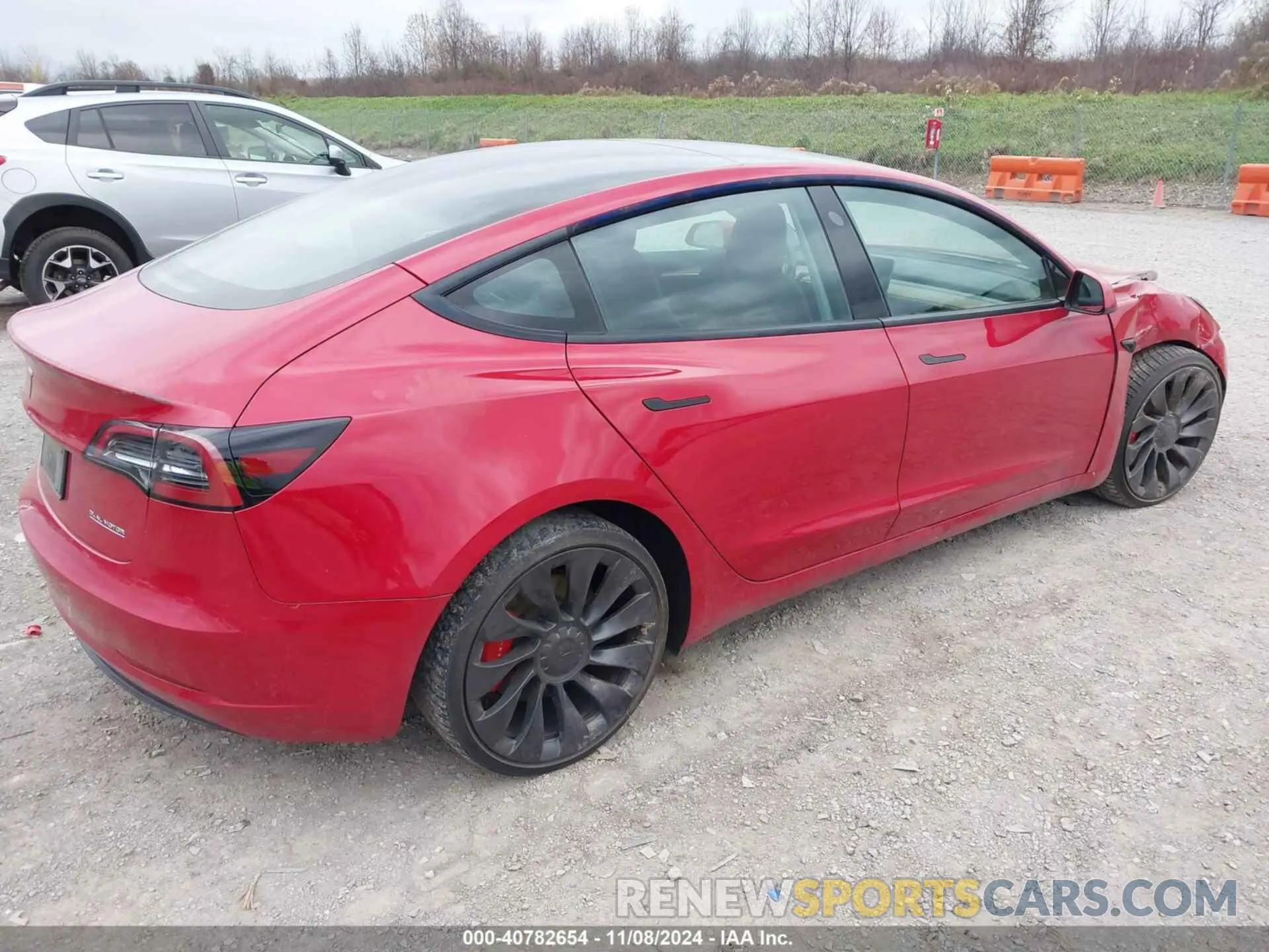 4 Photograph of a damaged car 5YJ3E1EC9PF408466 TESLA MODEL 3 2023