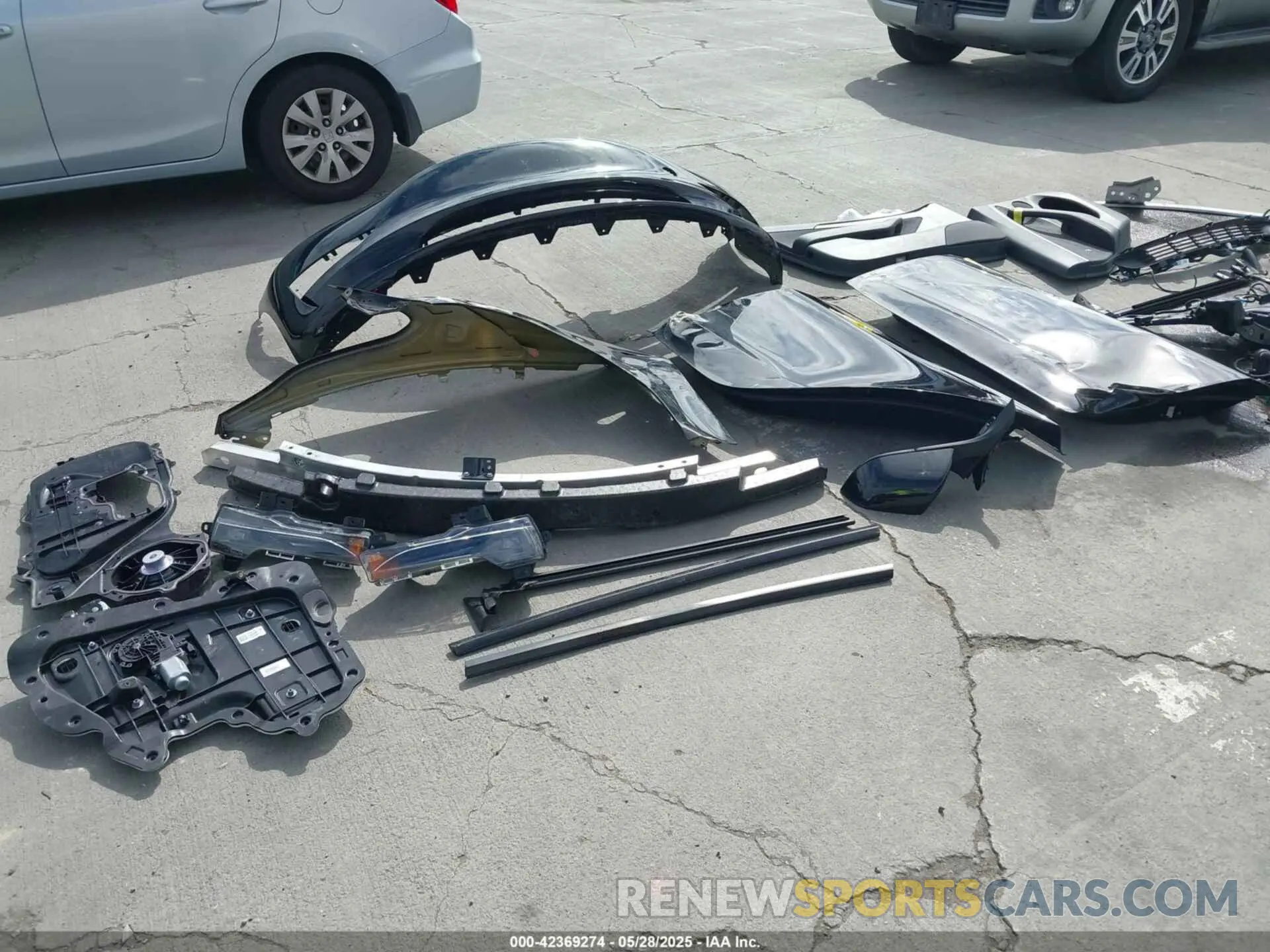 11 Photograph of a damaged car 5YJ3E1EC9PF508955 TESLA MODEL 3 2023