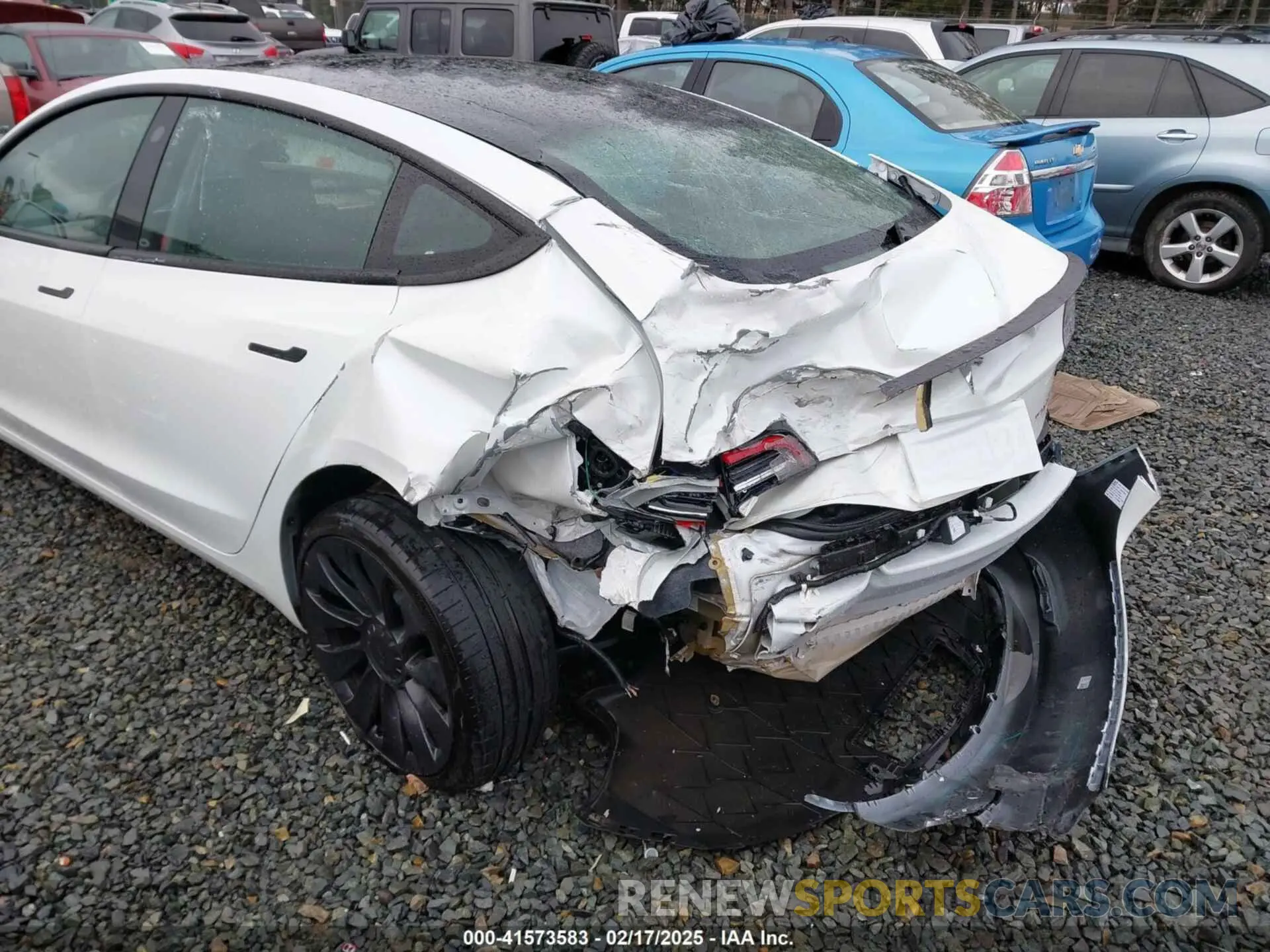 6 Photograph of a damaged car 5YJ3E1EC9PF545648 TESLA MODEL 3 2023
