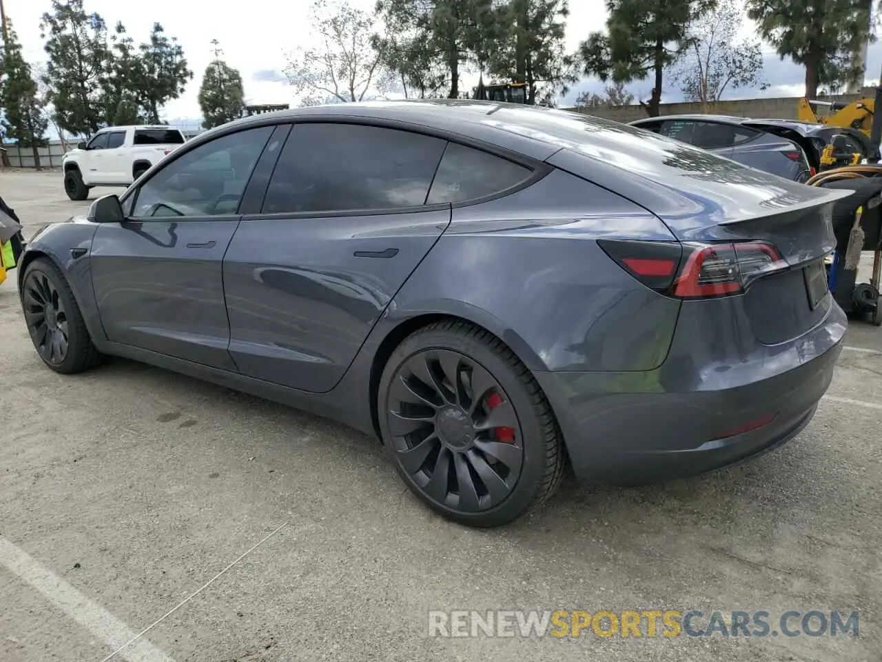 2 Photograph of a damaged car 5YJ3E1EC9PF633549 TESLA MODEL 3 2023