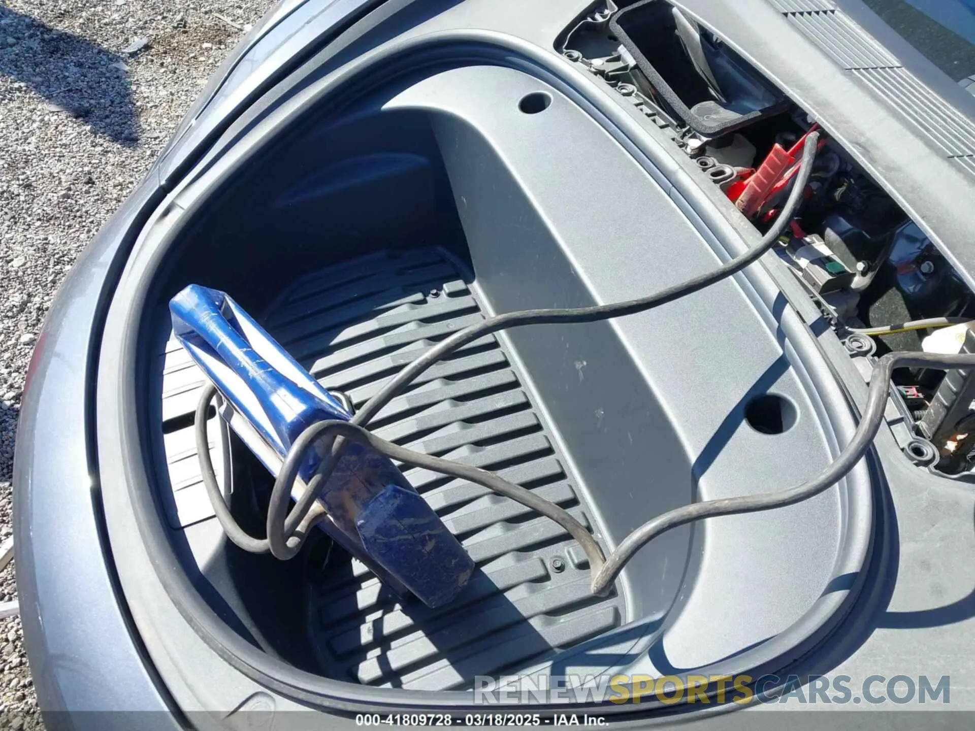 10 Photograph of a damaged car 5YJ3E1ECXPF462519 TESLA MODEL 3 2023