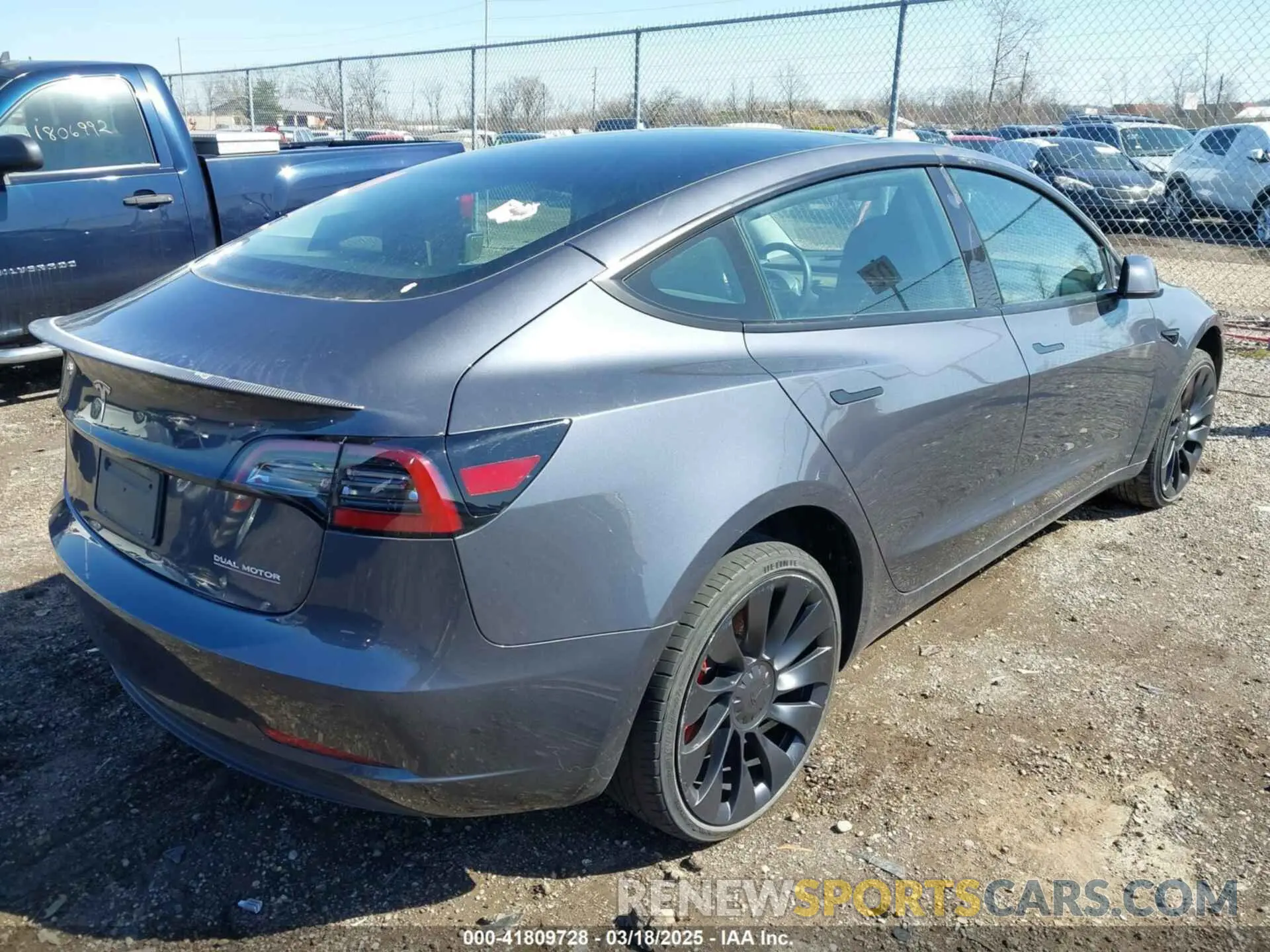 4 Photograph of a damaged car 5YJ3E1ECXPF462519 TESLA MODEL 3 2023