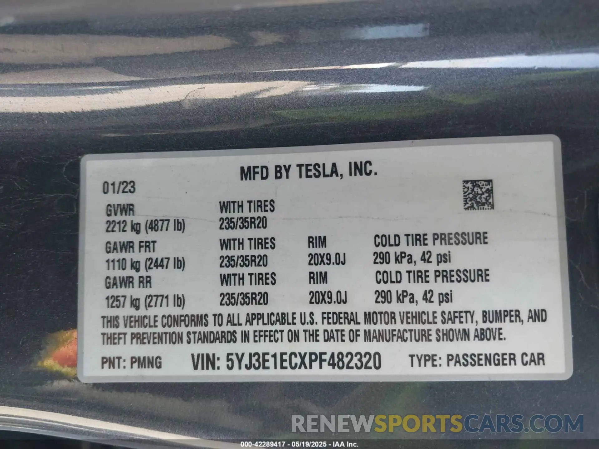 9 Photograph of a damaged car 5YJ3E1ECXPF482320 TESLA MODEL 3 2023
