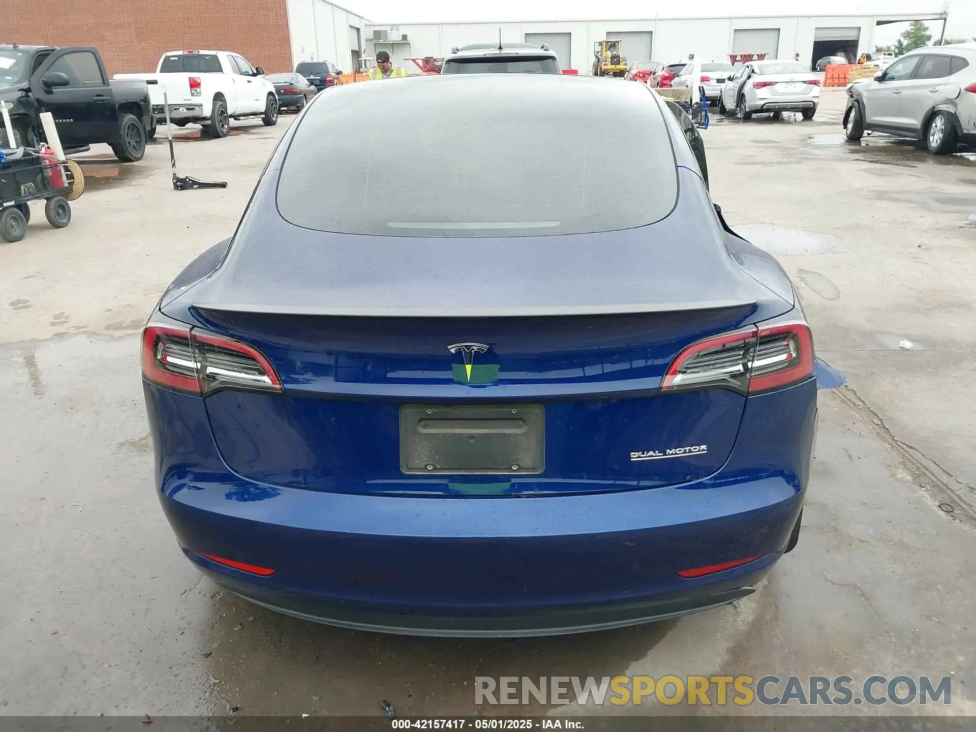 15 Photograph of a damaged car 5YJ3E1ECXPF551538 TESLA MODEL 3 2023