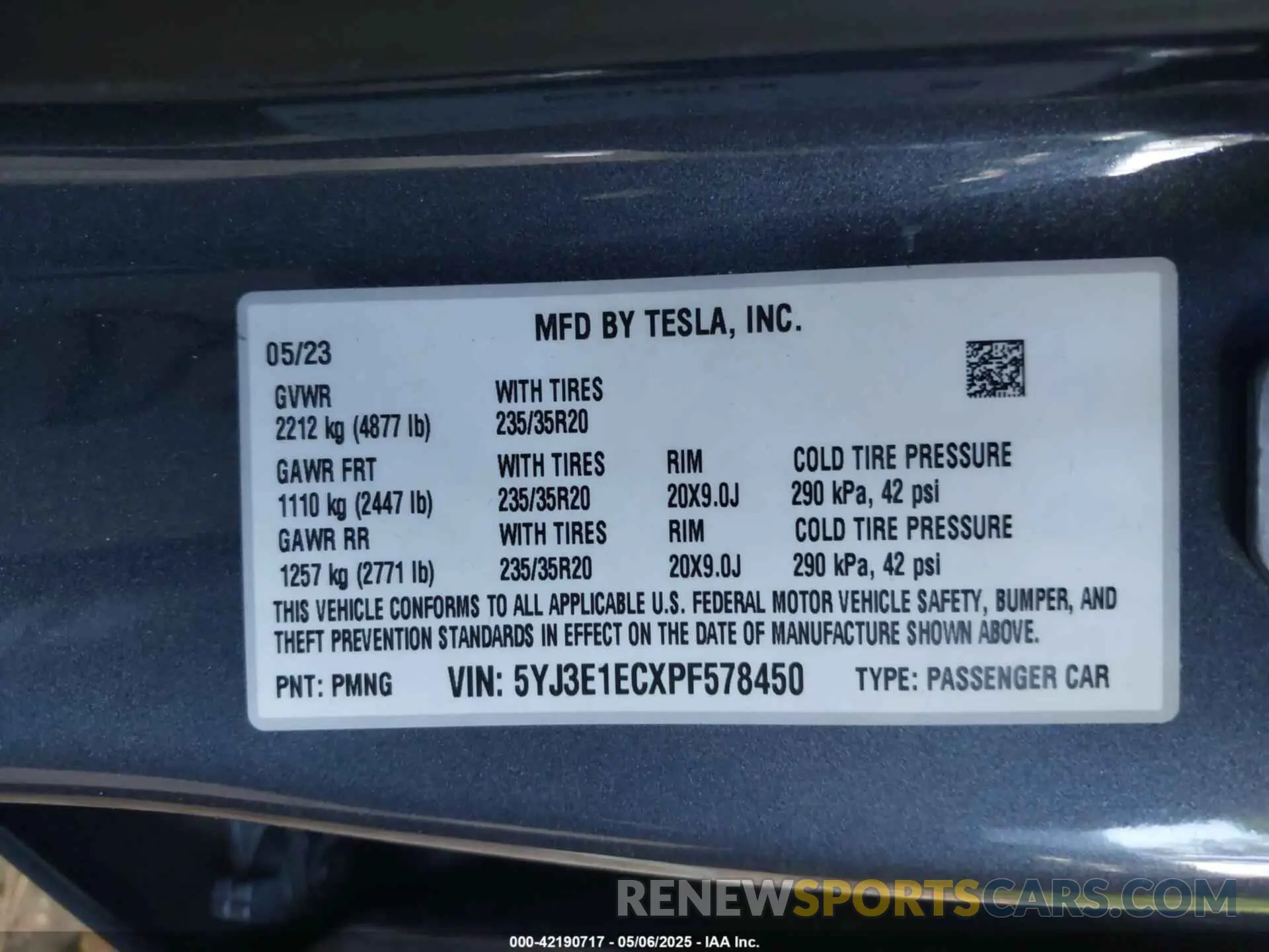 9 Photograph of a damaged car 5YJ3E1ECXPF578450 TESLA MODEL 3 2023