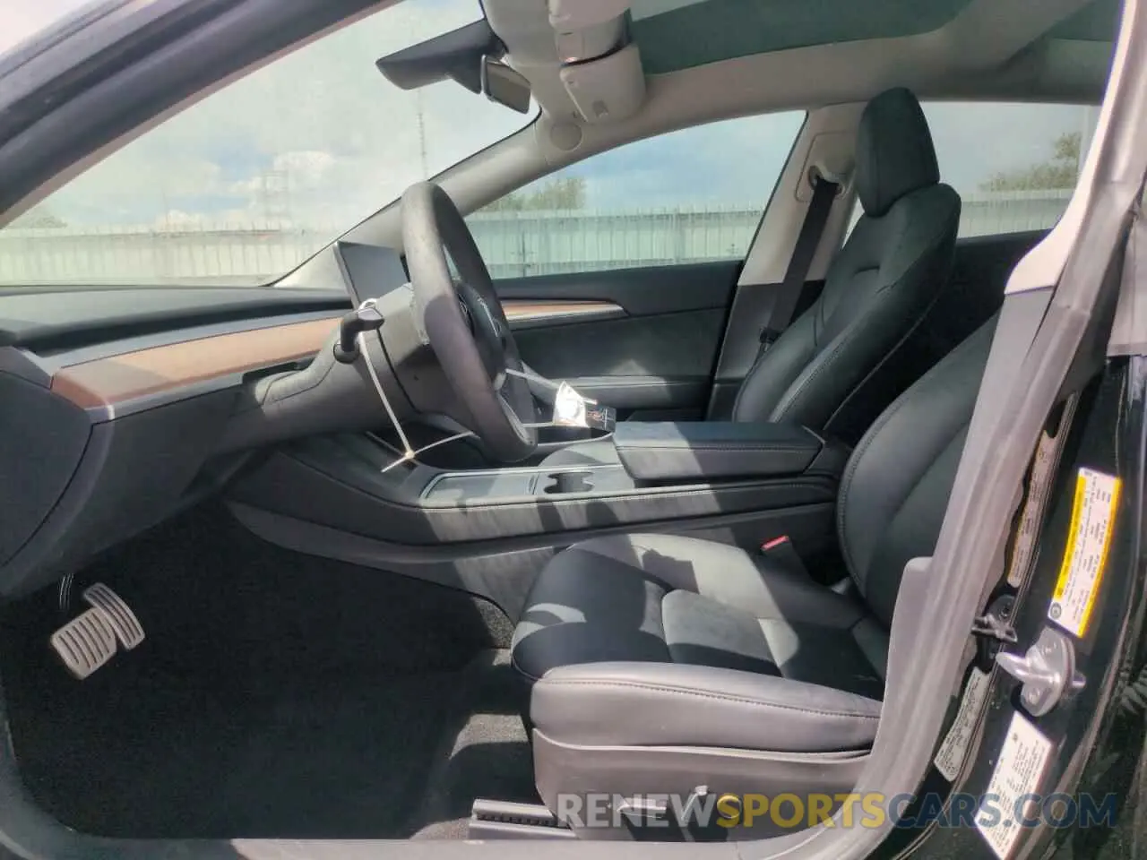 7 Photograph of a damaged car 5YJ3E1ECXPF628019 TESLA MODEL 3 2023
