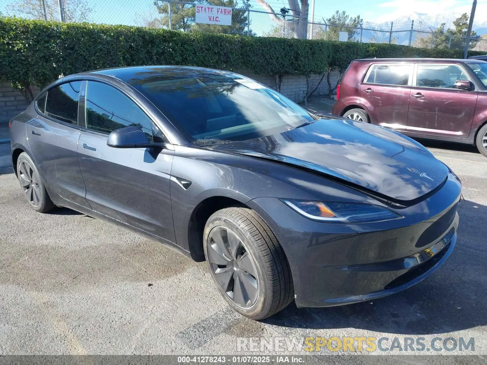 1 Photograph of a damaged car 5YJ3E1EA0RF718703 TESLA MODEL 3 2024
