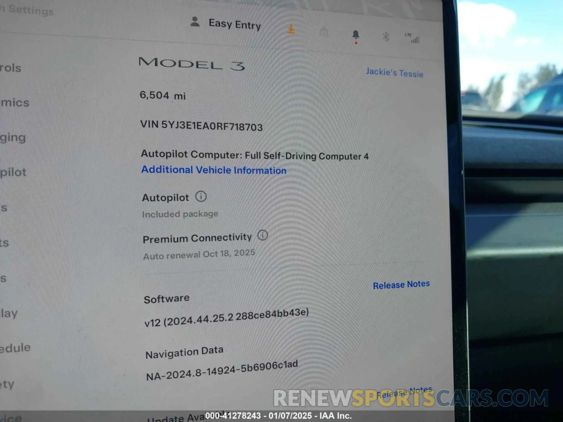 15 Photograph of a damaged car 5YJ3E1EA0RF718703 TESLA MODEL 3 2024