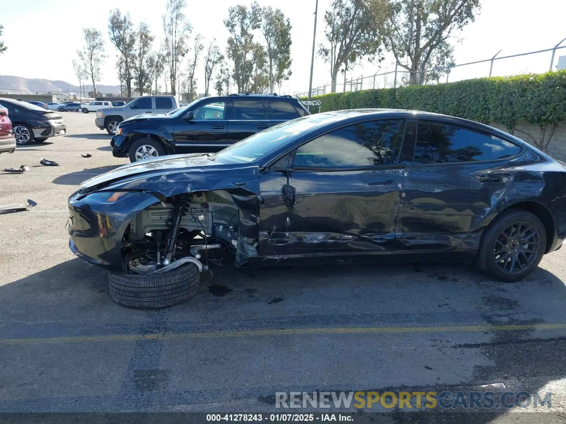 6 Photograph of a damaged car 5YJ3E1EA0RF718703 TESLA MODEL 3 2024