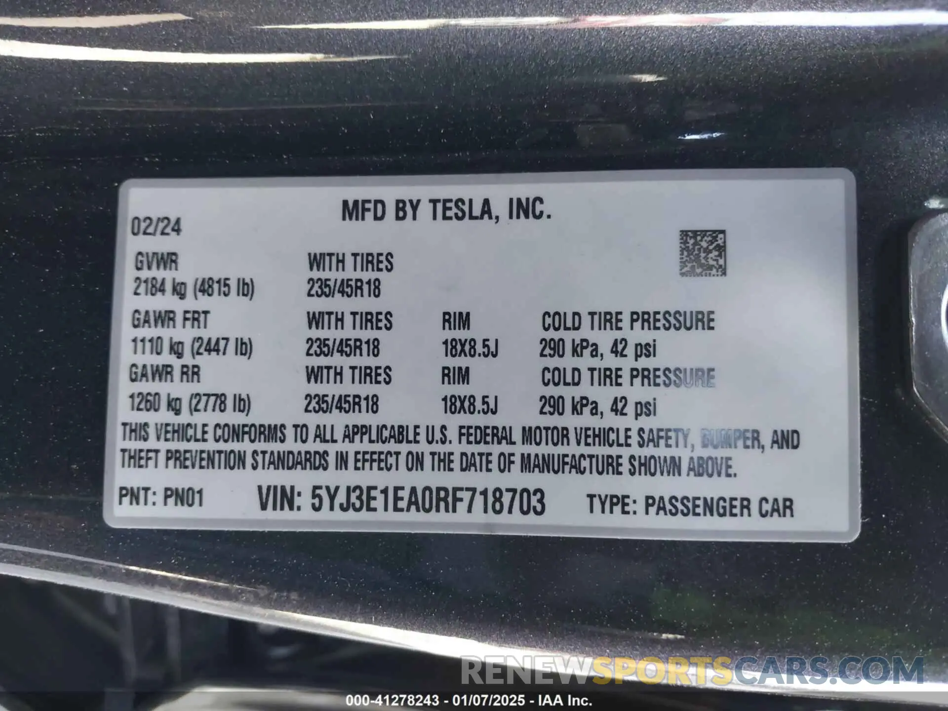 9 Photograph of a damaged car 5YJ3E1EA0RF718703 TESLA MODEL 3 2024