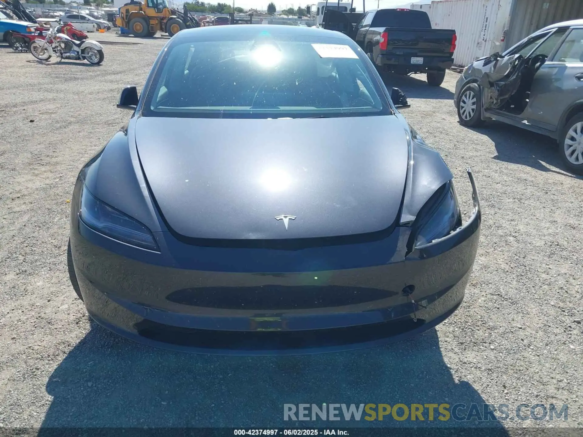 11 Photograph of a damaged car 5YJ3E1EA0RF721469 TESLA MODEL 3 2024