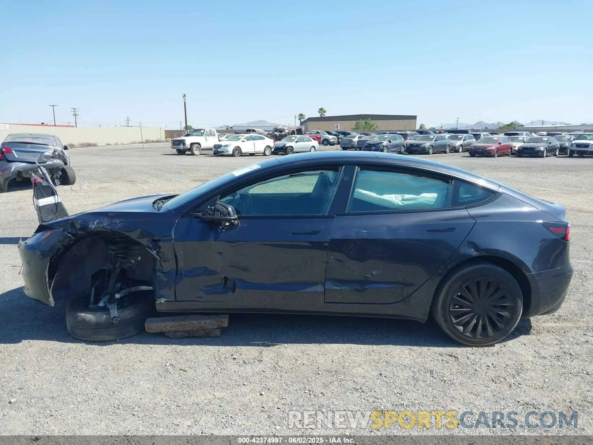 13 Photograph of a damaged car 5YJ3E1EA0RF721469 TESLA MODEL 3 2024