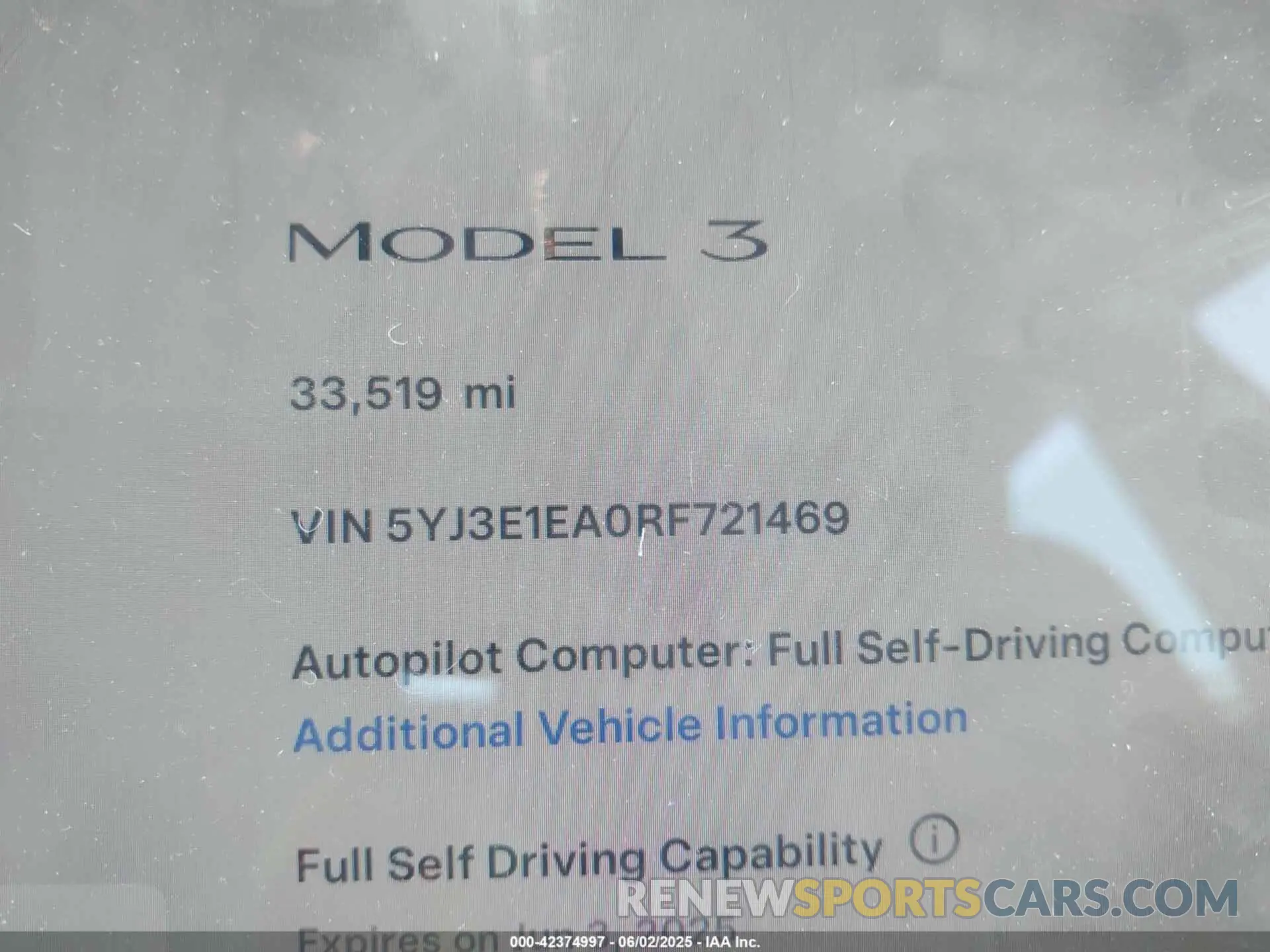14 Photograph of a damaged car 5YJ3E1EA0RF721469 TESLA MODEL 3 2024