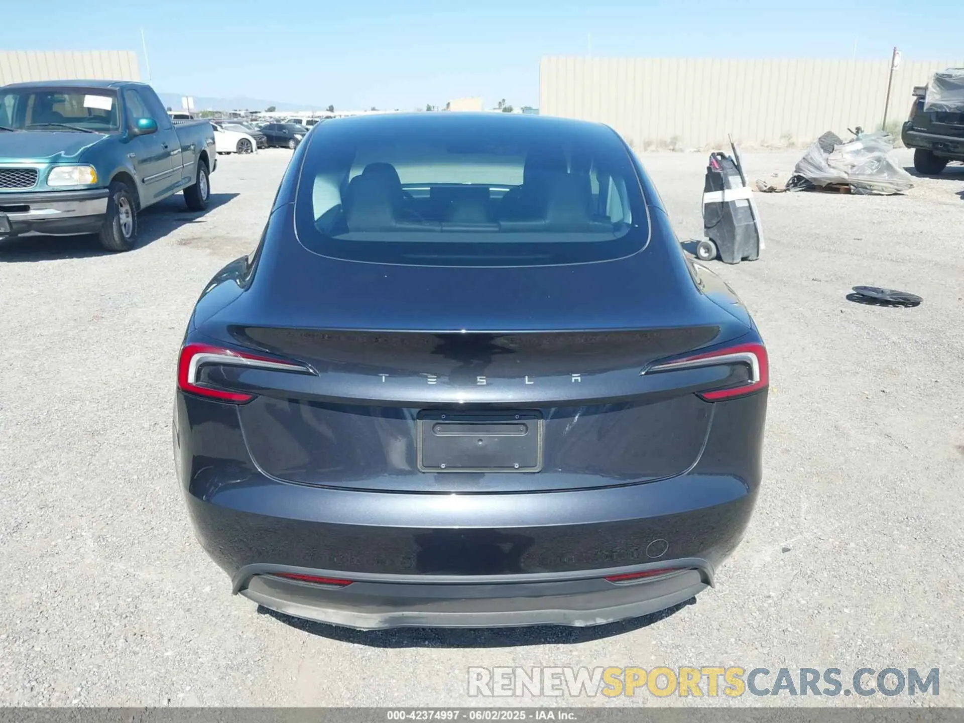 15 Photograph of a damaged car 5YJ3E1EA0RF721469 TESLA MODEL 3 2024