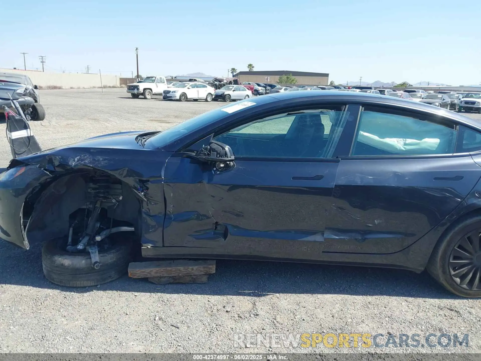 6 Photograph of a damaged car 5YJ3E1EA0RF721469 TESLA MODEL 3 2024