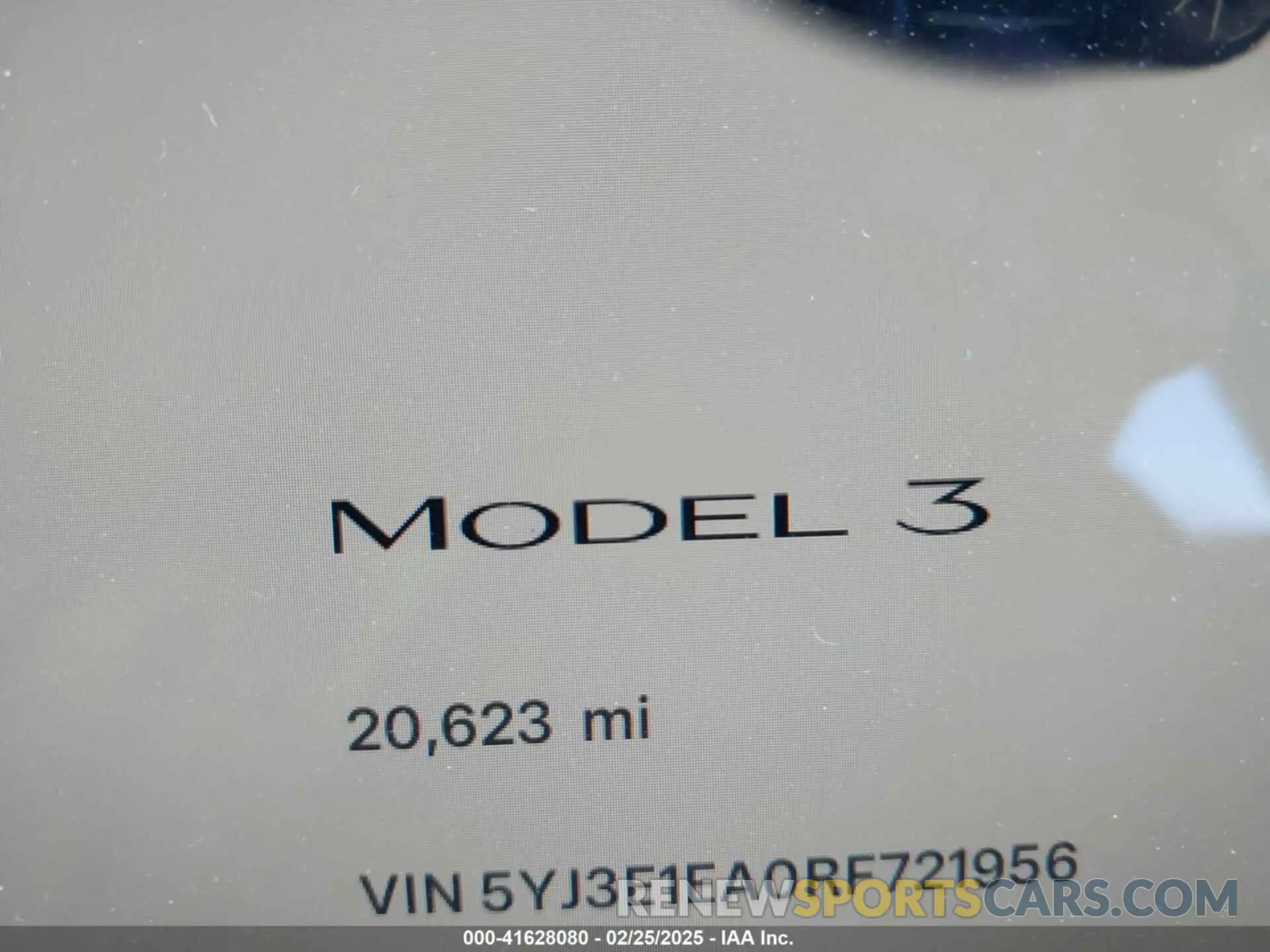 14 Photograph of a damaged car 5YJ3E1EA0RF721956 TESLA MODEL 3 2024