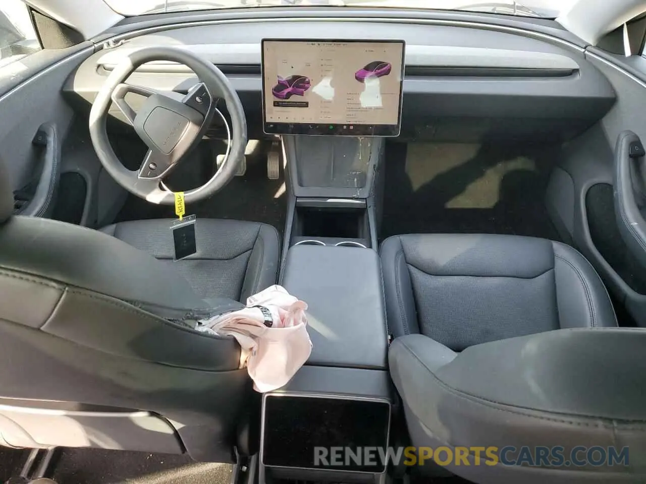 8 Photograph of a damaged car 5YJ3E1EA0RF724579 TESLA MODEL 3 2024