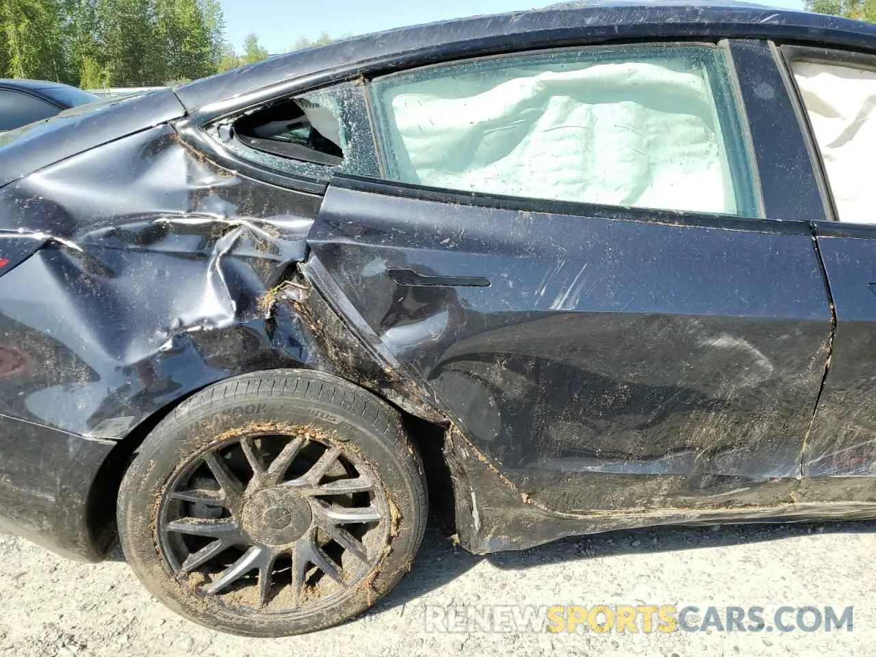 10 Photograph of a damaged car 5YJ3E1EA0RF724968 TESLA MODEL 3 2024