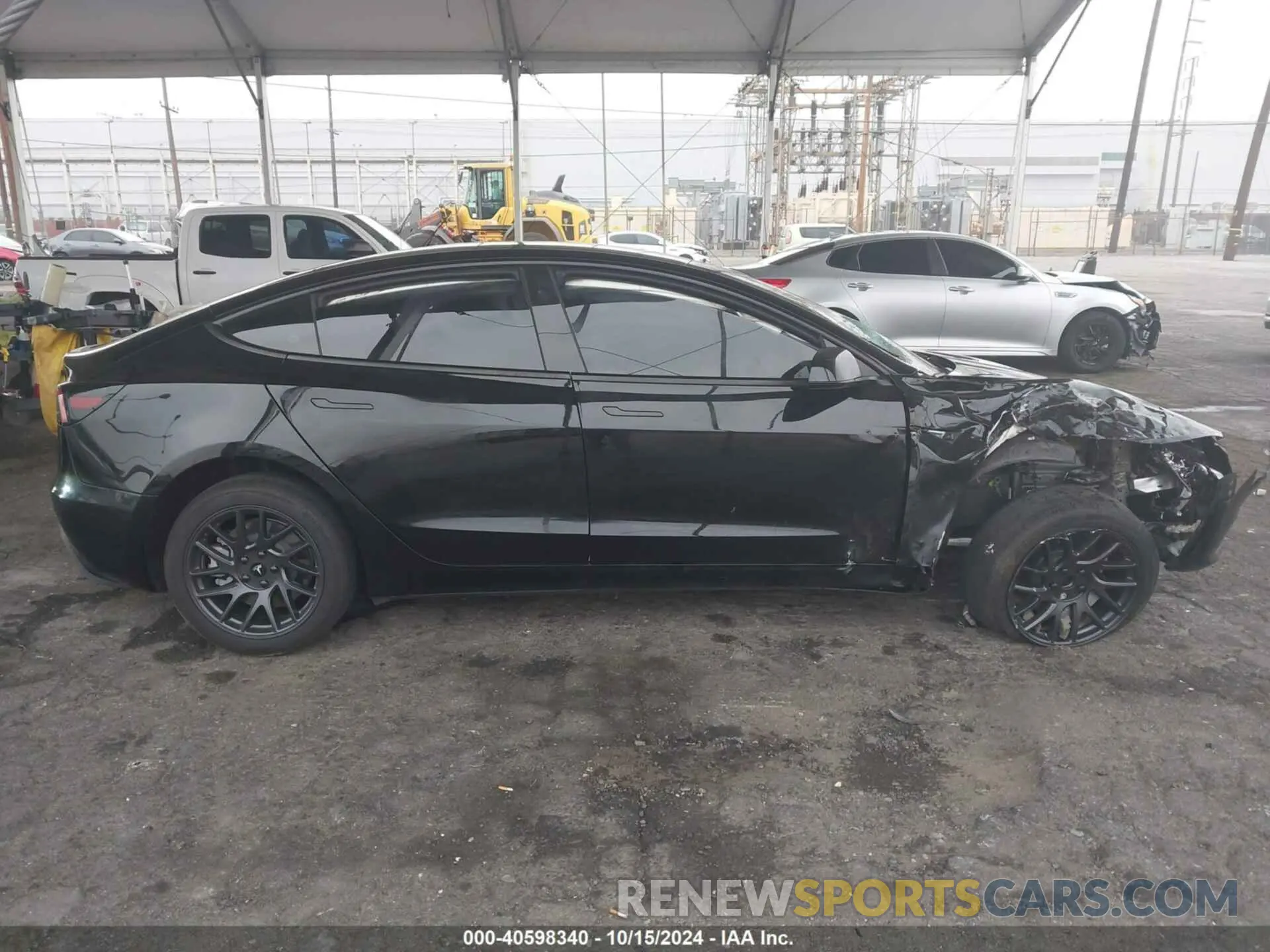 12 Photograph of a damaged car 5YJ3E1EA0RF727661 TESLA MODEL 3 2024