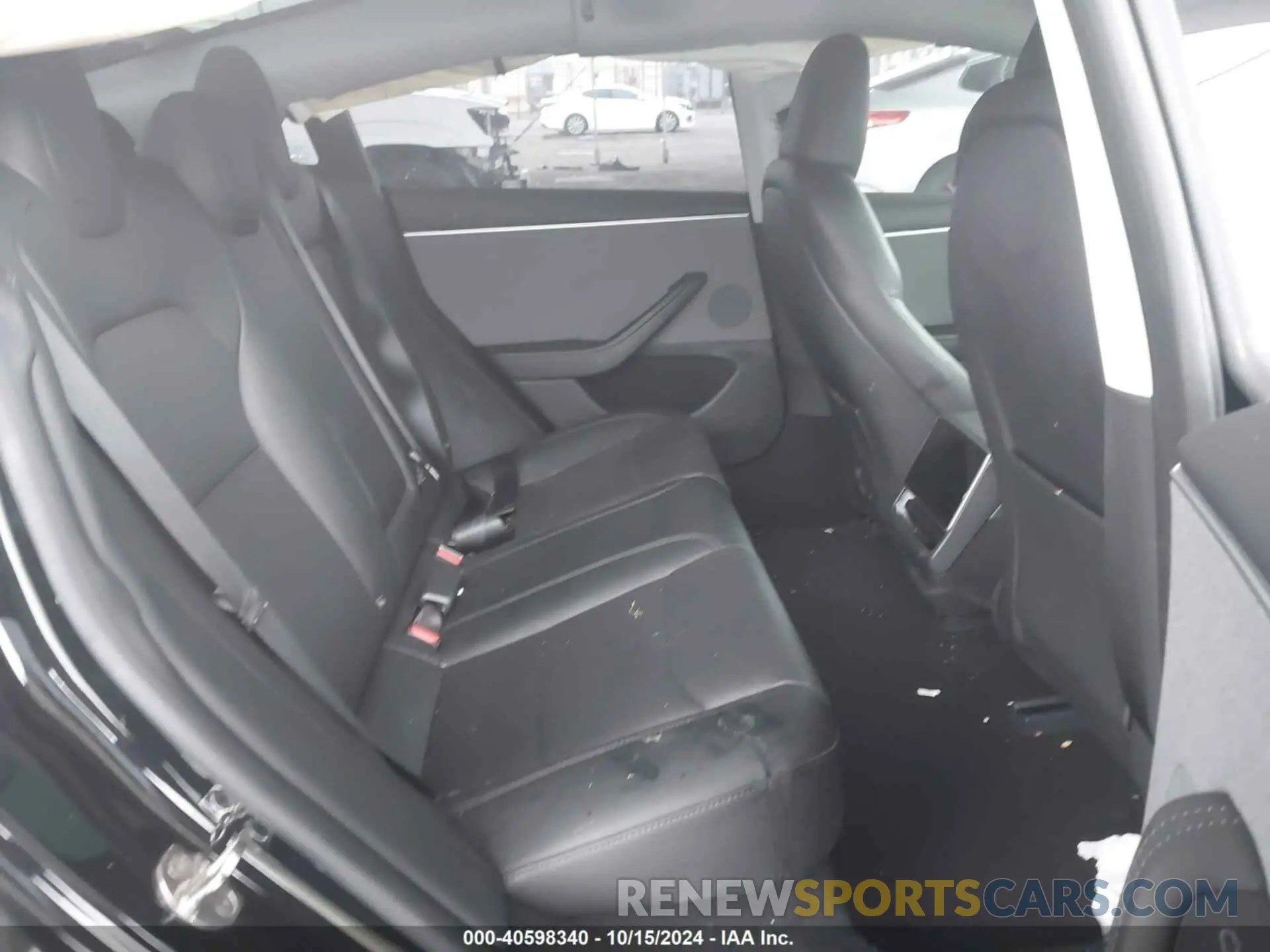 8 Photograph of a damaged car 5YJ3E1EA0RF727661 TESLA MODEL 3 2024