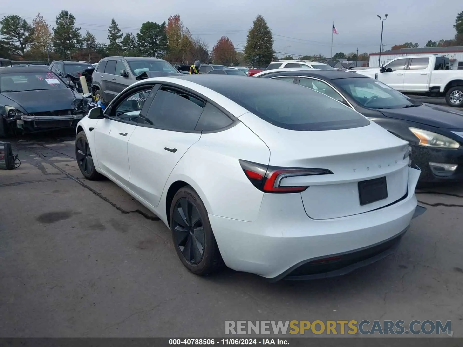 3 Photograph of a damaged car 5YJ3E1EA0RF733539 TESLA MODEL 3 2024