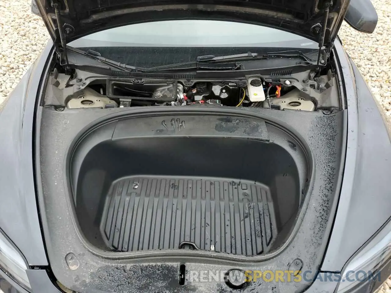 12 Photograph of a damaged car 5YJ3E1EA0RF739034 TESLA MODEL 3 2024