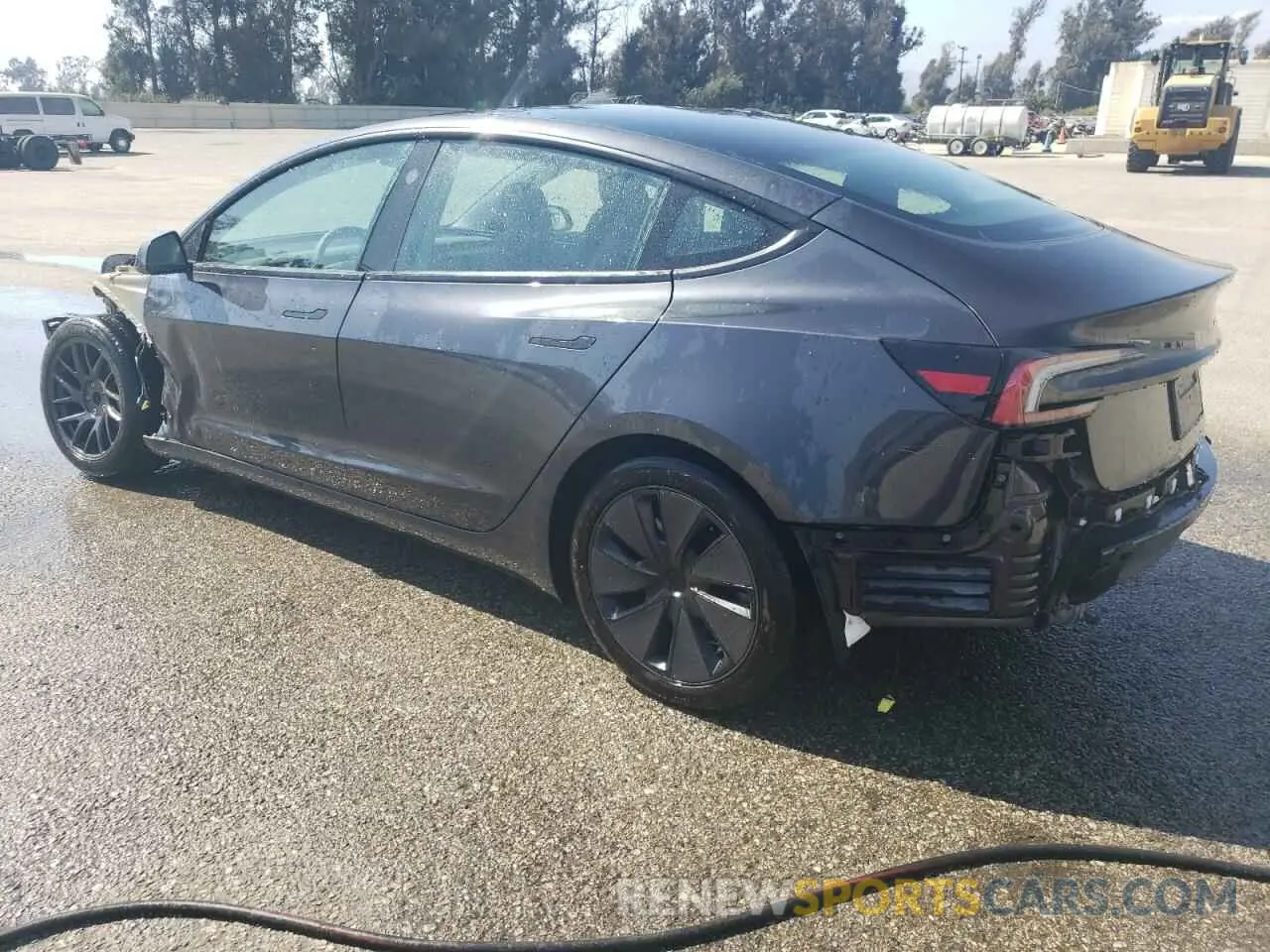 2 Photograph of a damaged car 5YJ3E1EA0RF740961 TESLA MODEL 3 2024
