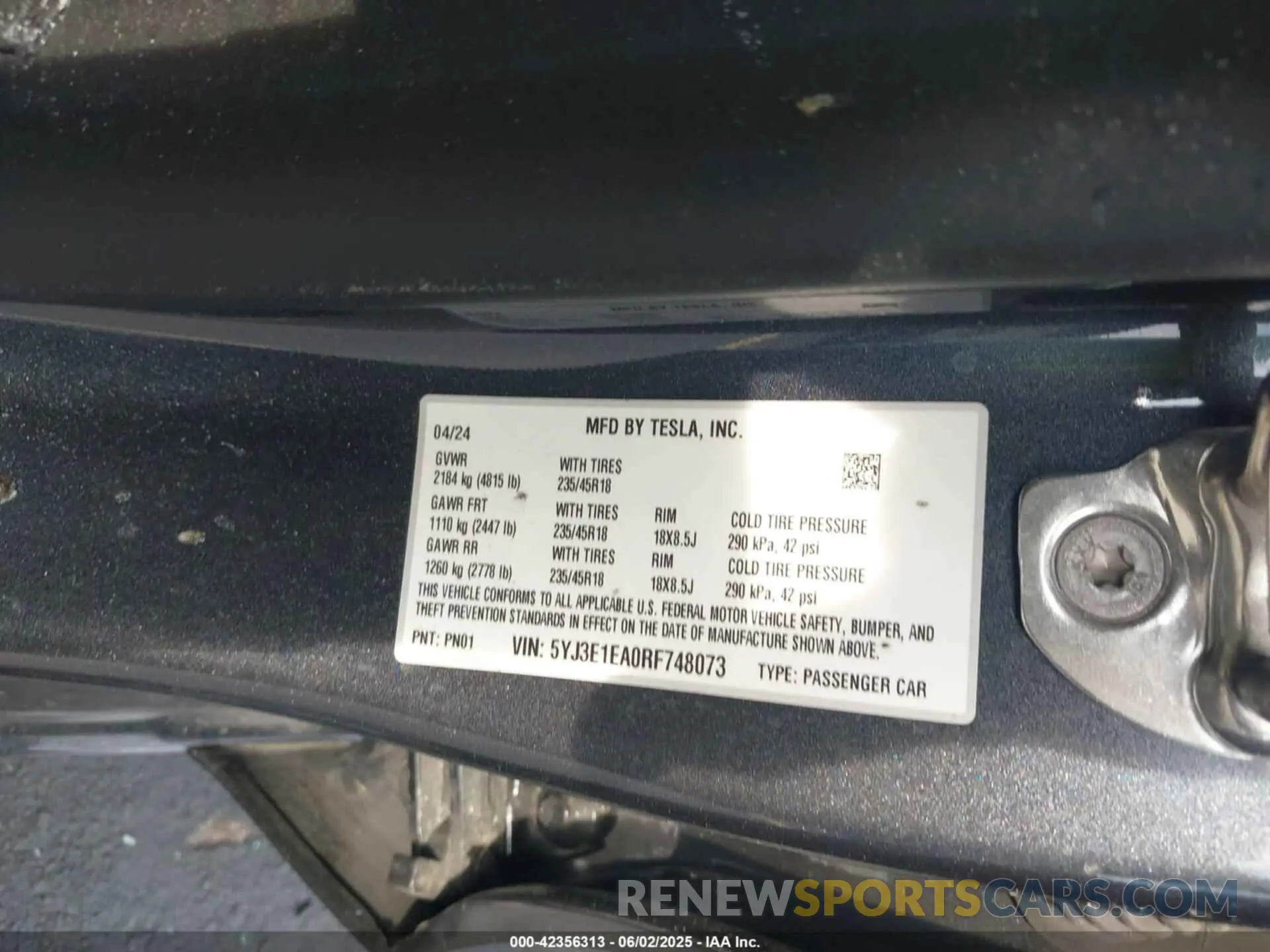9 Photograph of a damaged car 5YJ3E1EA0RF748073 TESLA MODEL 3 2024