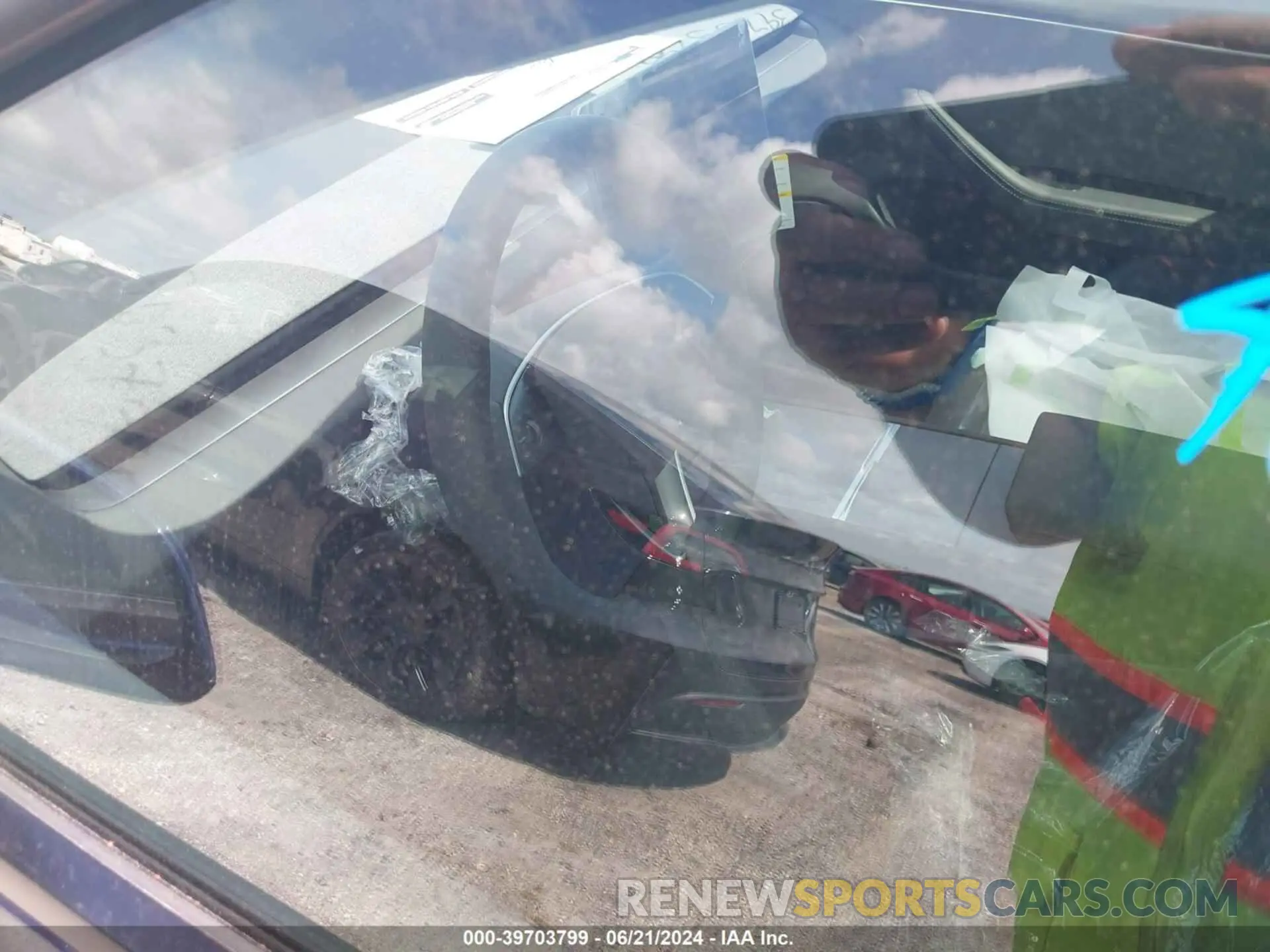 11 Photograph of a damaged car 5YJ3E1EA0RF749448 TESLA MODEL 3 2024