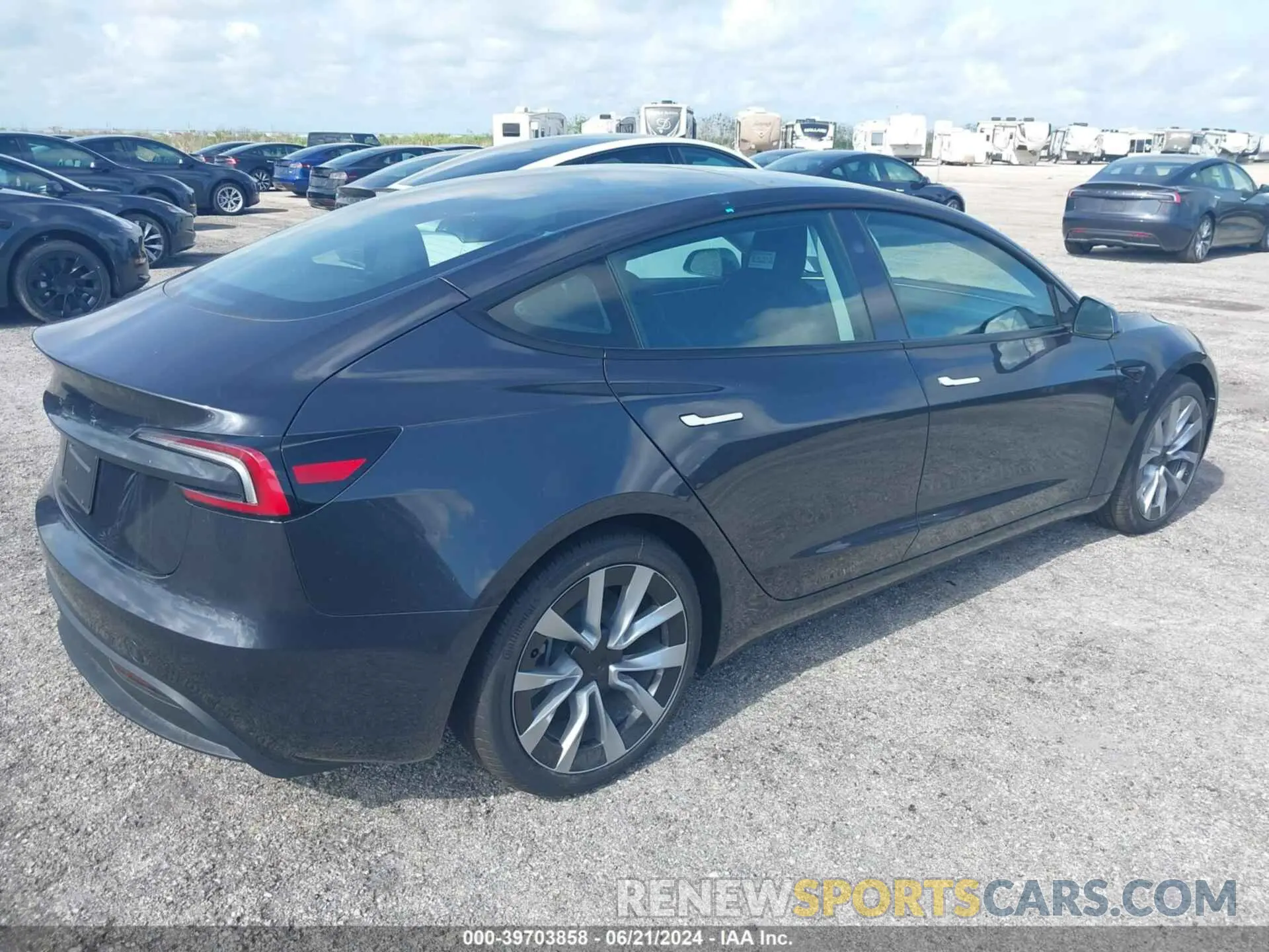4 Photograph of a damaged car 5YJ3E1EA0RF750616 TESLA MODEL 3 2024
