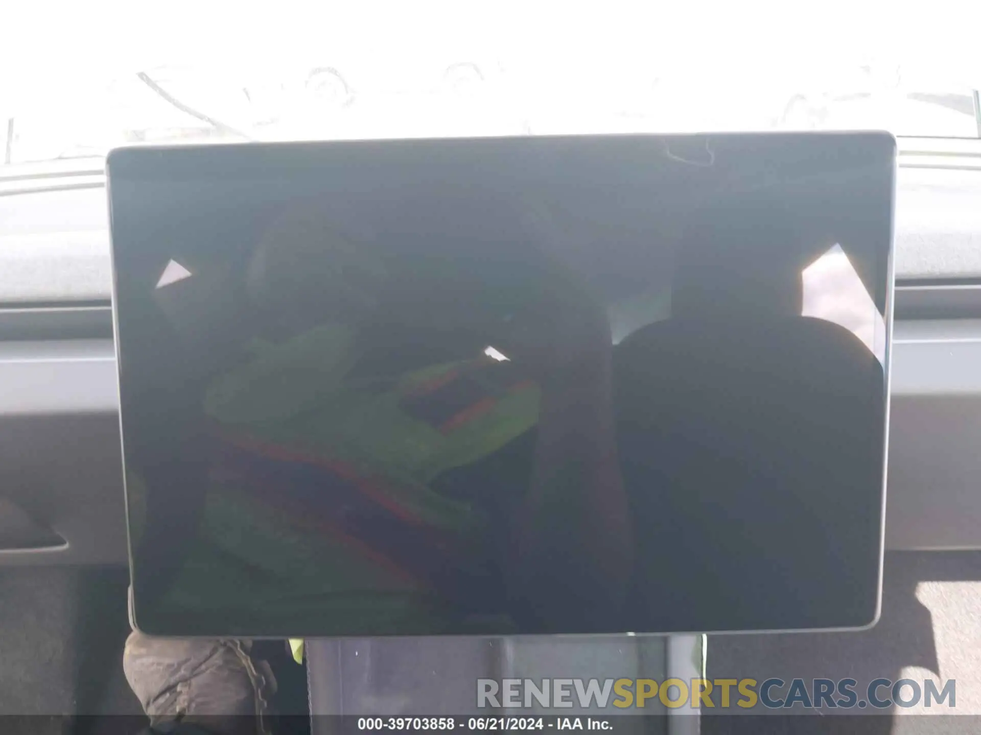 7 Photograph of a damaged car 5YJ3E1EA0RF750616 TESLA MODEL 3 2024
