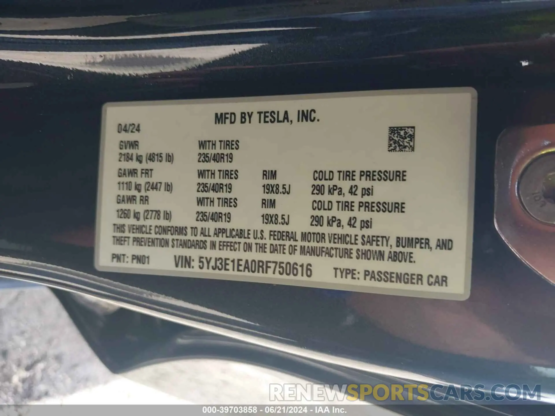 9 Photograph of a damaged car 5YJ3E1EA0RF750616 TESLA MODEL 3 2024