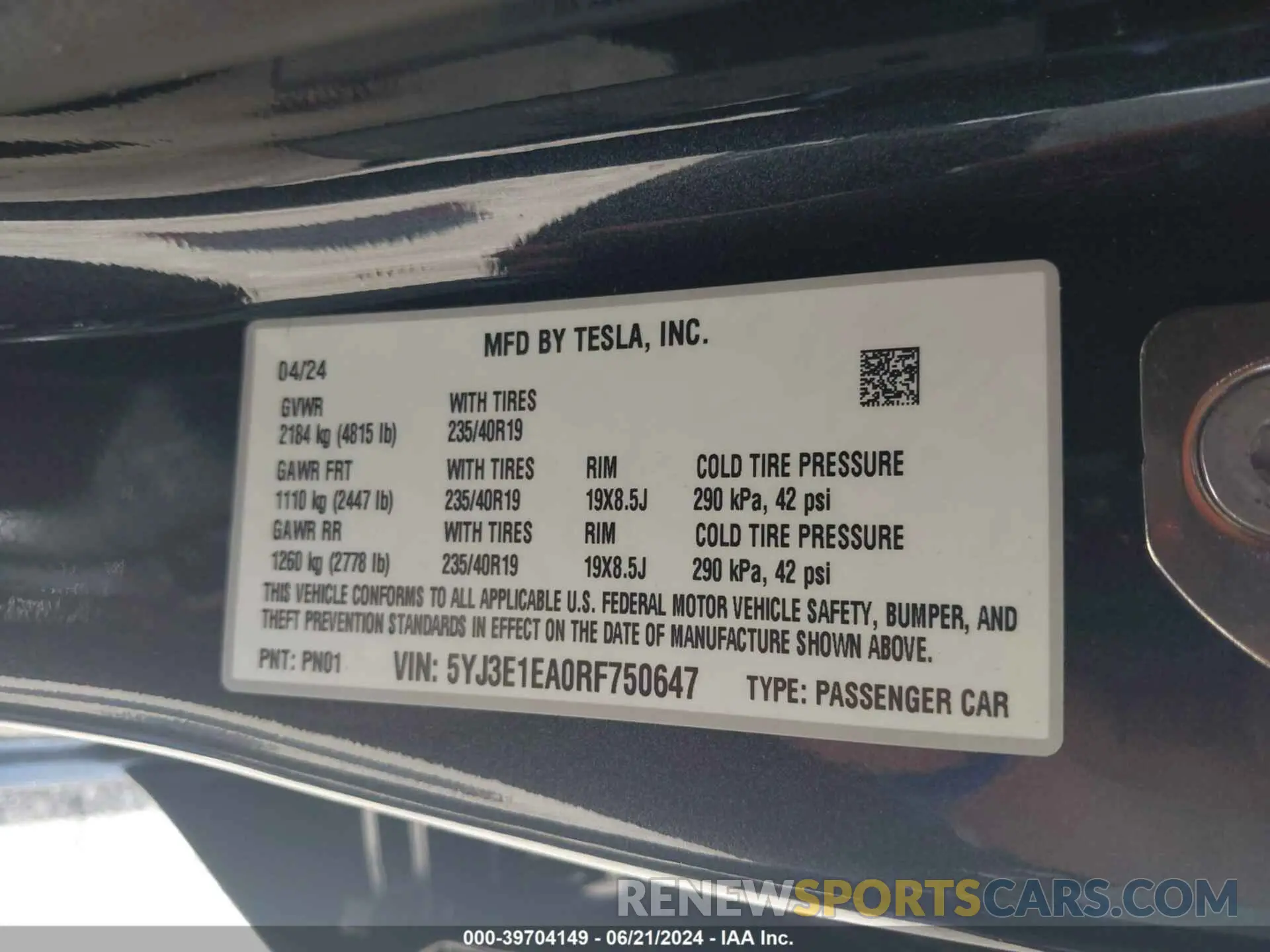 9 Photograph of a damaged car 5YJ3E1EA0RF750647 TESLA MODEL 3 2024