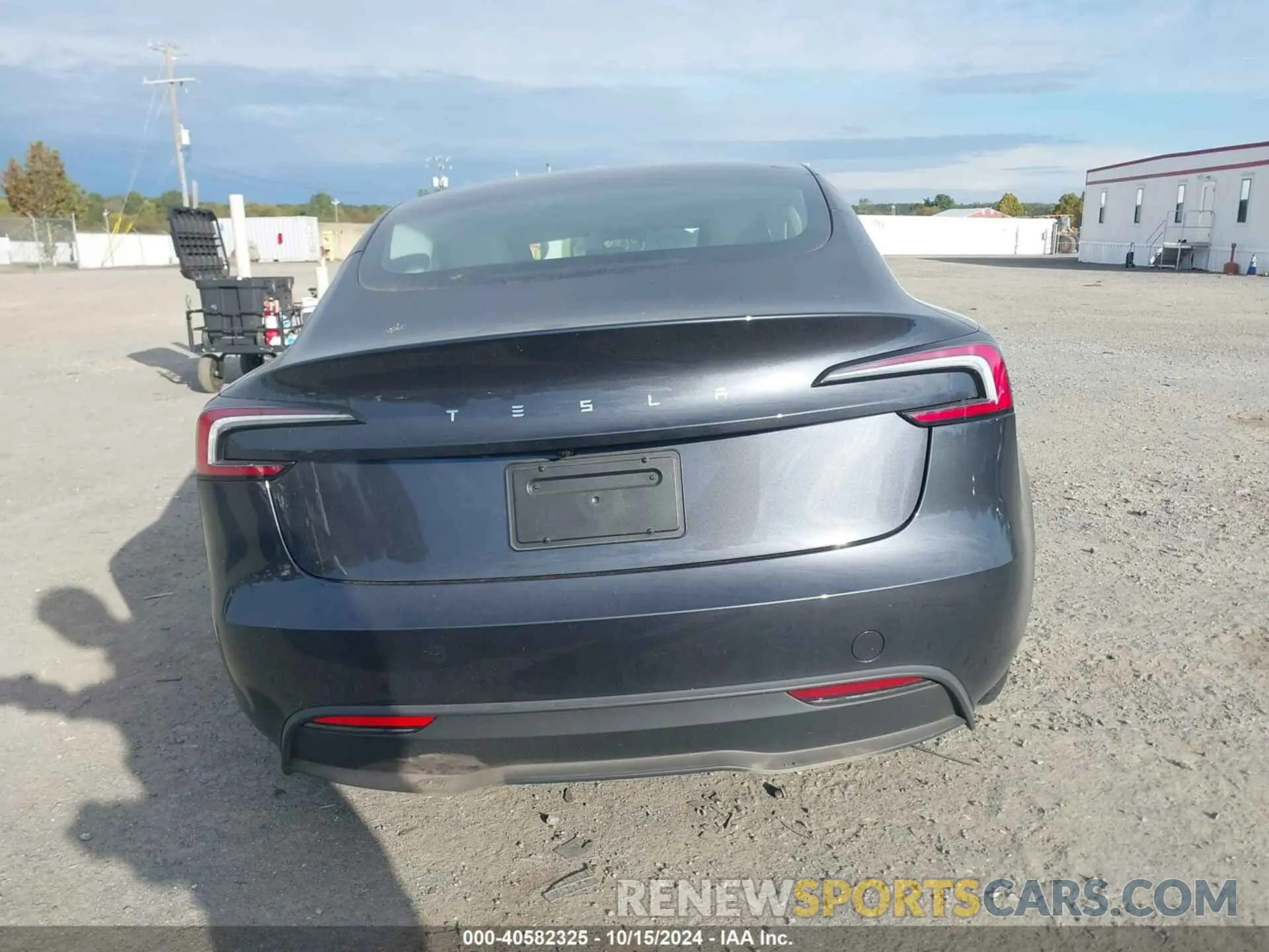 16 Photograph of a damaged car 5YJ3E1EA0RF767352 TESLA MODEL 3 2024