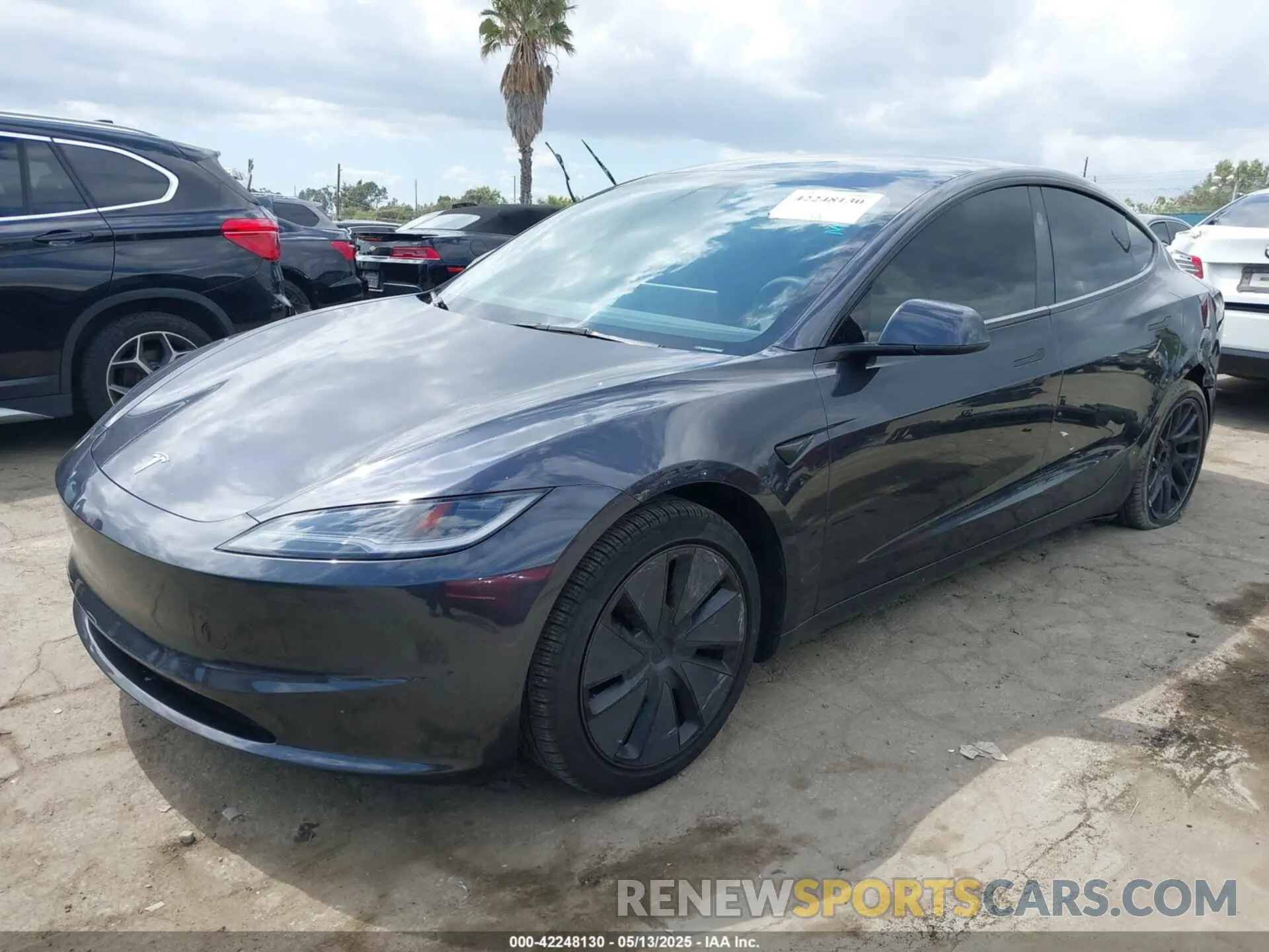 2 Photograph of a damaged car 5YJ3E1EA0RF782725 TESLA MODEL 3 2024