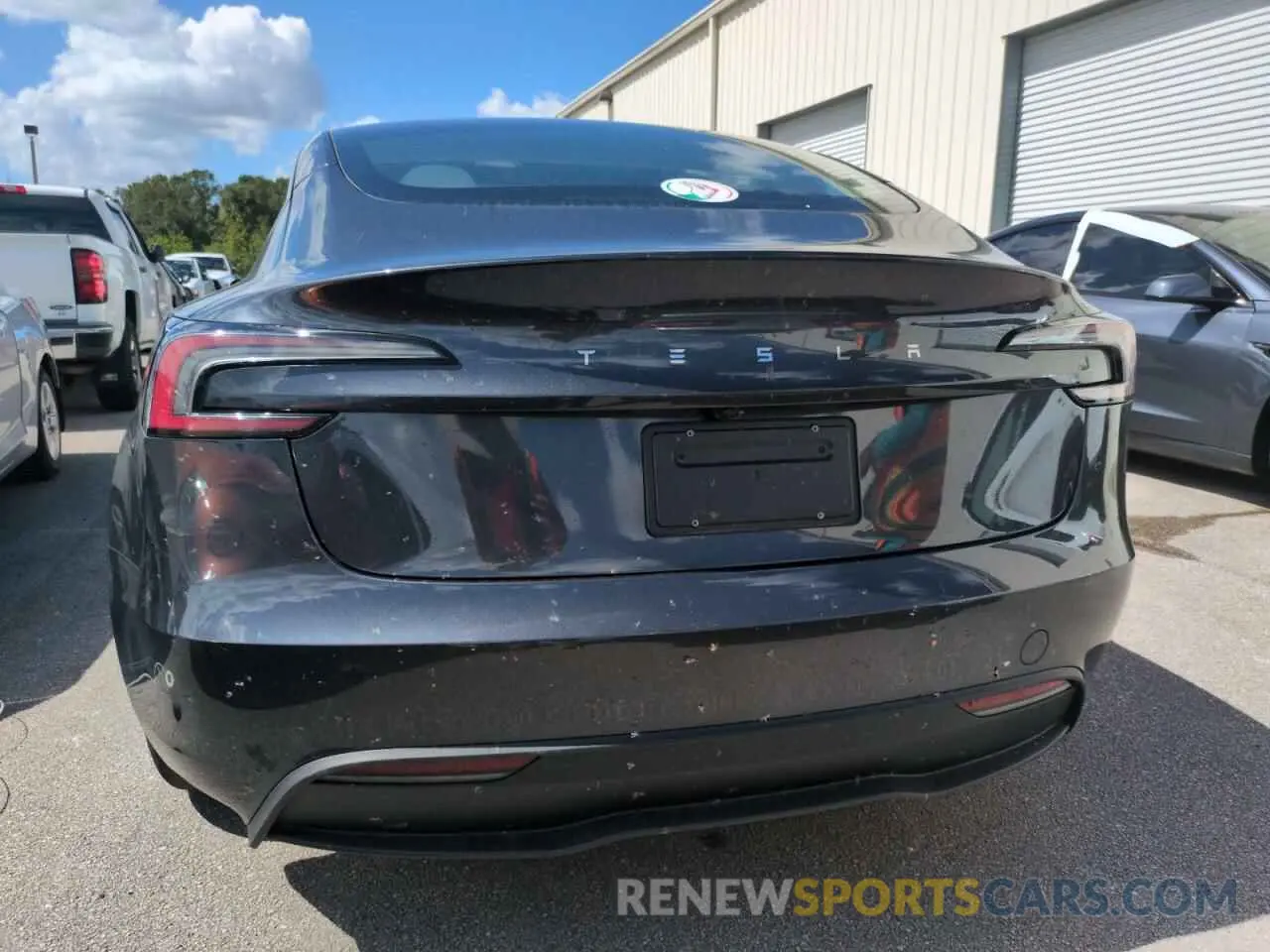 6 Photograph of a damaged car 5YJ3E1EA0RF800401 TESLA MODEL 3 2024