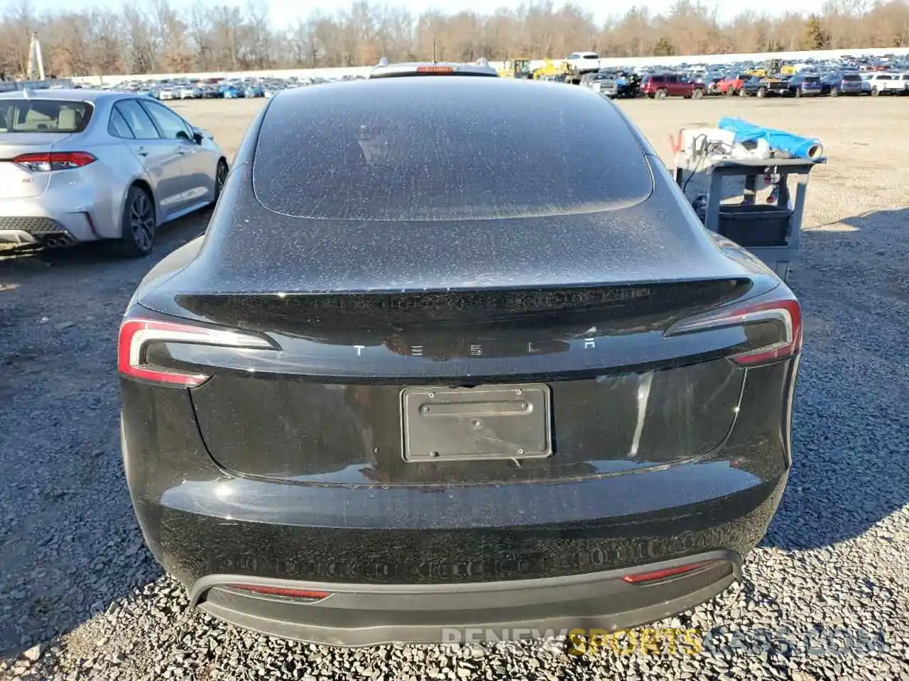 6 Photograph of a damaged car 5YJ3E1EA0RF801662 TESLA MODEL 3 2024