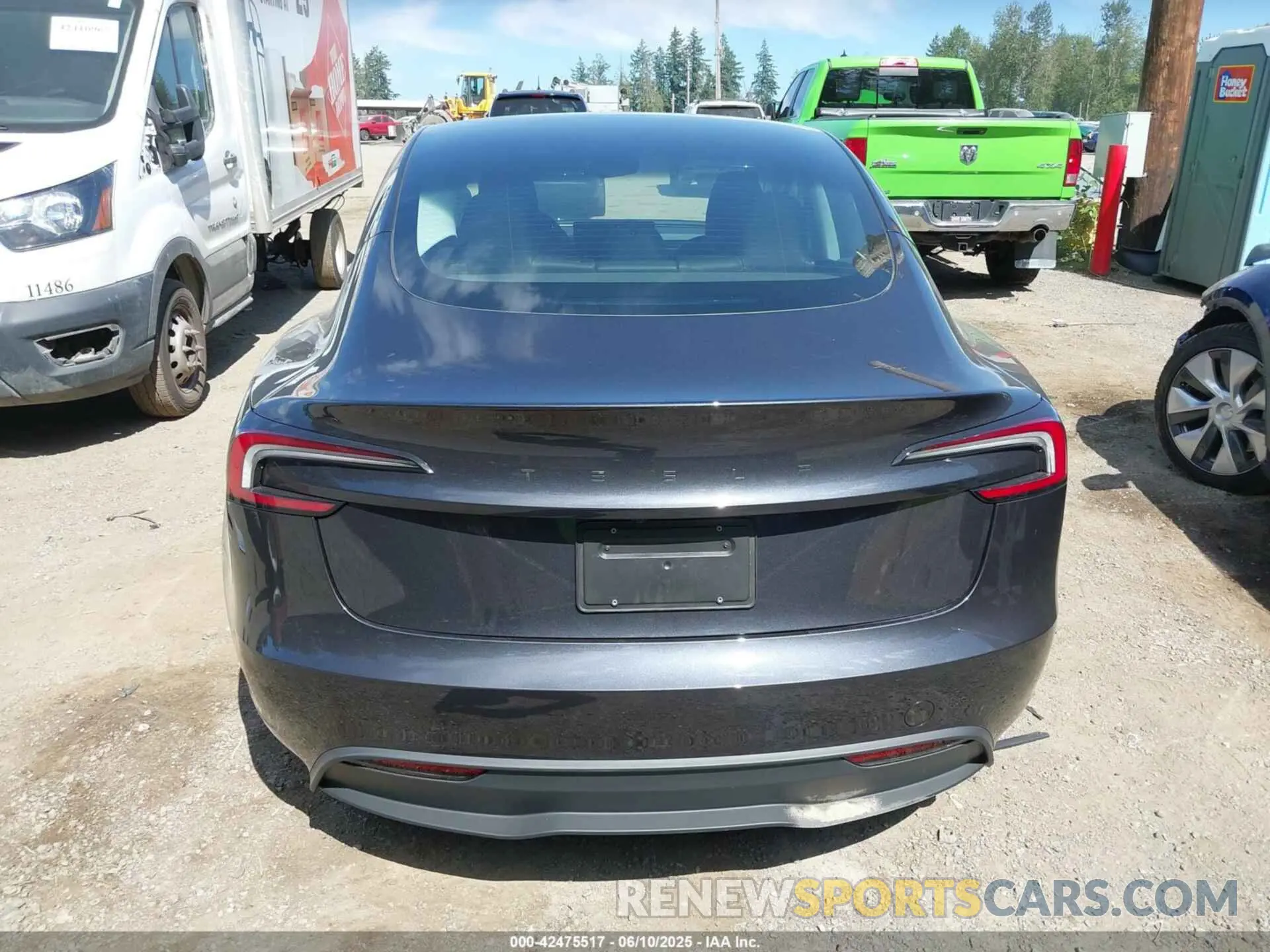16 Photograph of a damaged car 5YJ3E1EA0RF823760 TESLA MODEL 3 2024