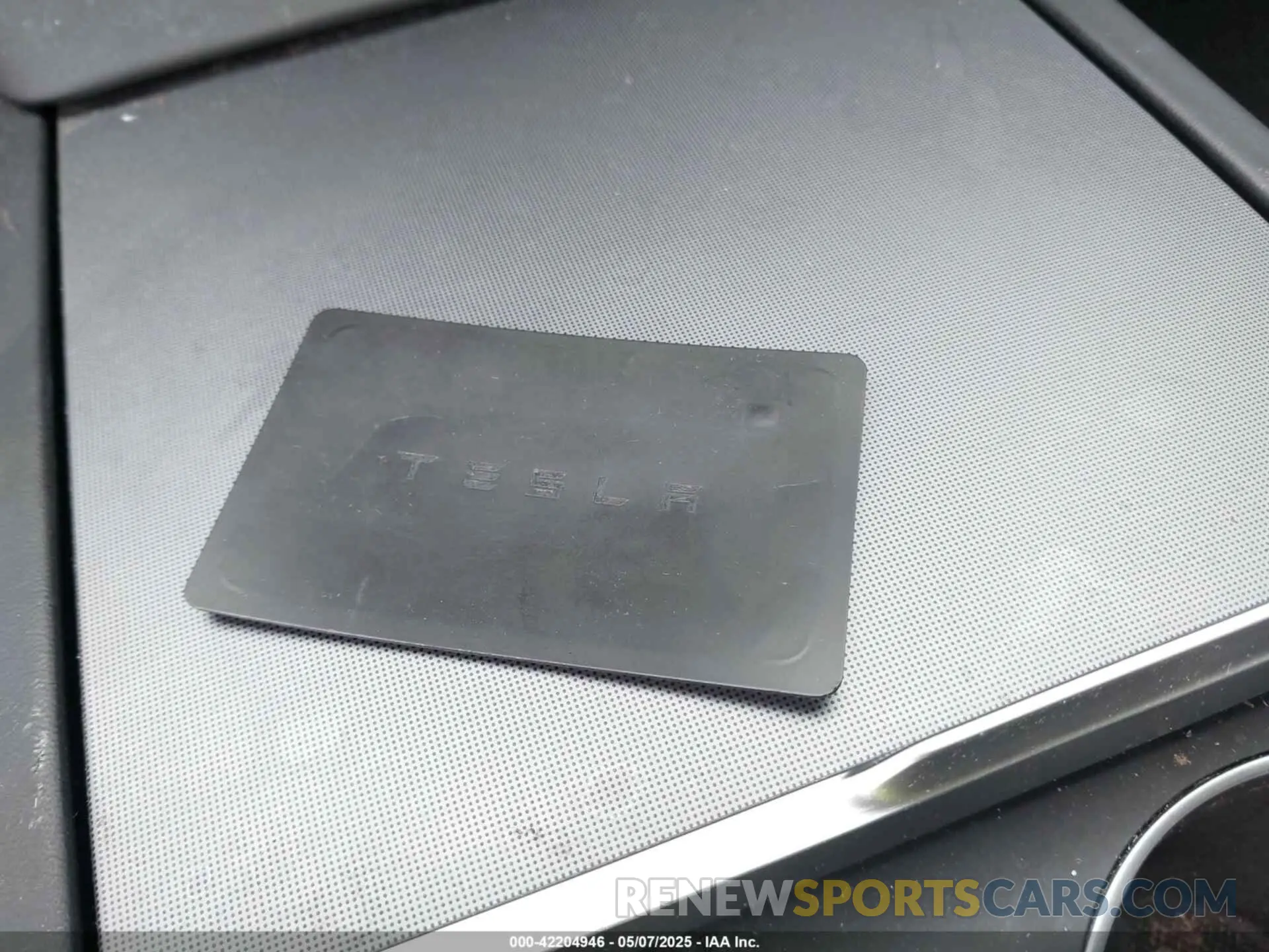 11 Photograph of a damaged car 5YJ3E1EA0RF856726 TESLA MODEL 3 2024