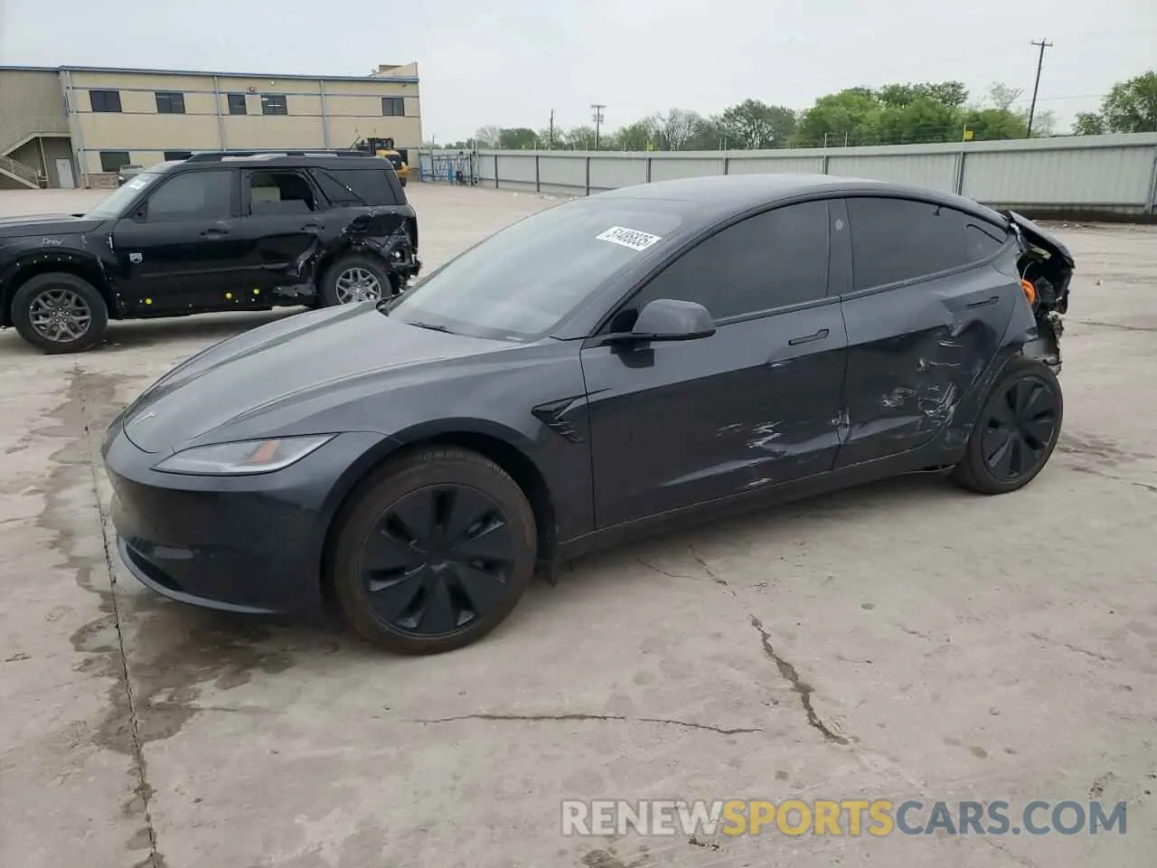 1 Photograph of a damaged car 5YJ3E1EA0RF861070 TESLA MODEL 3 2024