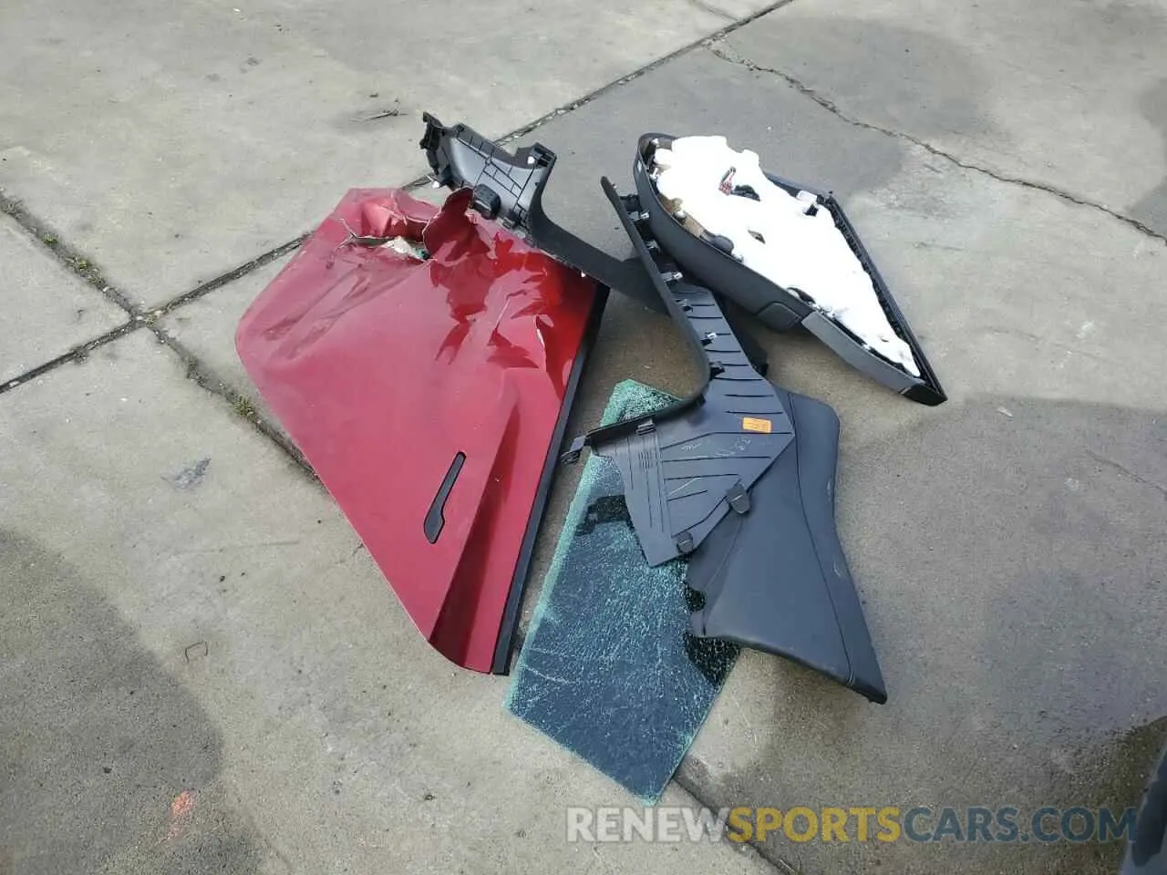 14 Photograph of a damaged car 5YJ3E1EA1RF731816 TESLA MODEL 3 2024