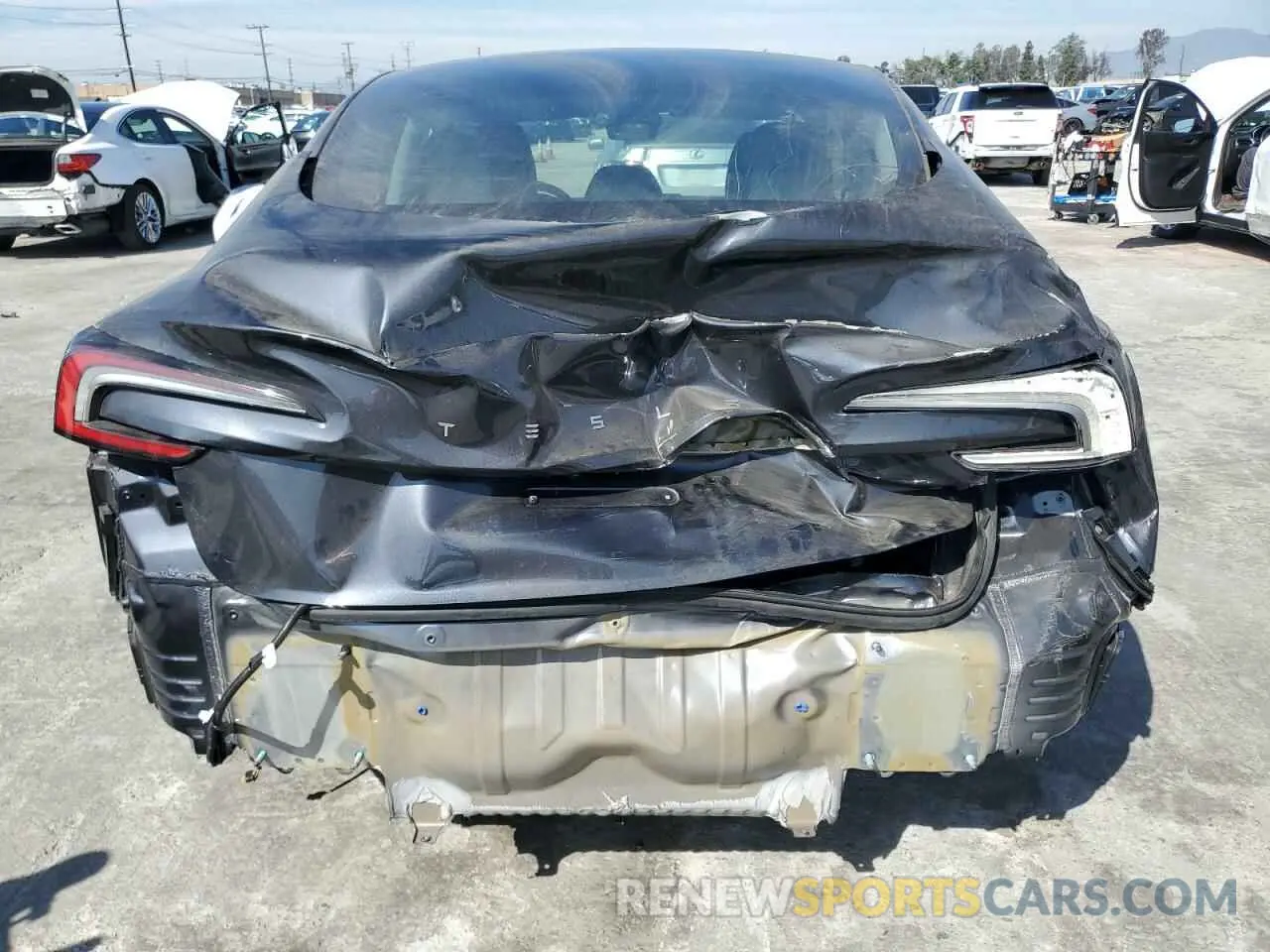 6 Photograph of a damaged car 5YJ3E1EA1RF740788 TESLA MODEL 3 2024