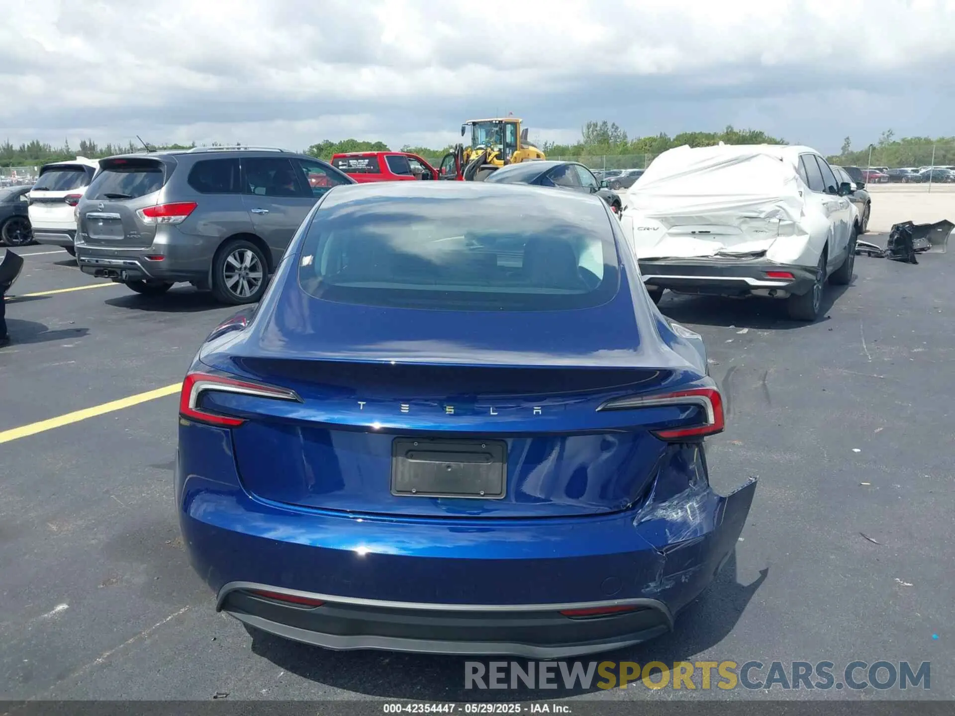 16 Photograph of a damaged car 5YJ3E1EA1RF744291 TESLA MODEL 3 2024