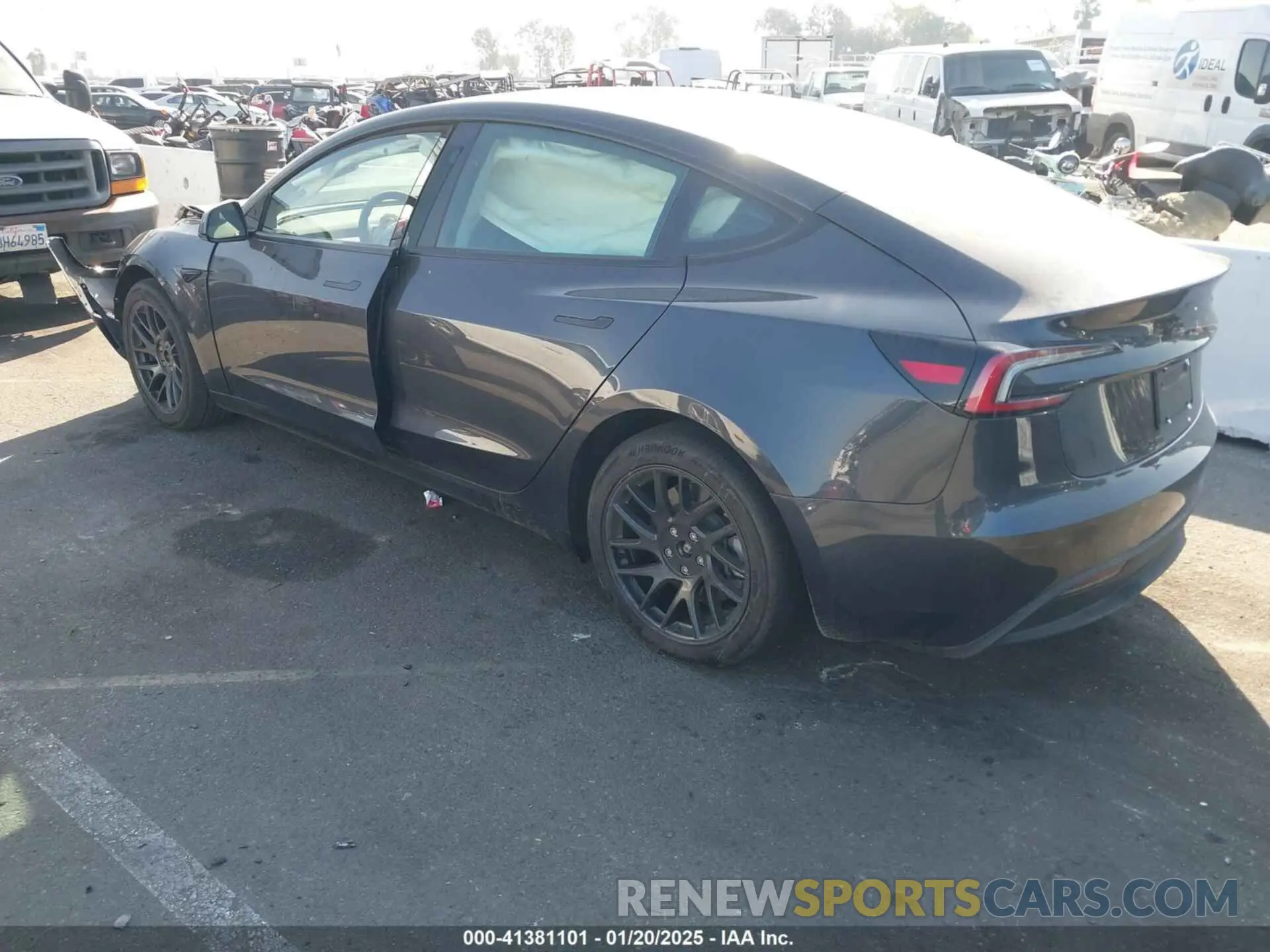 3 Photograph of a damaged car 5YJ3E1EA1RF745909 TESLA MODEL 3 2024