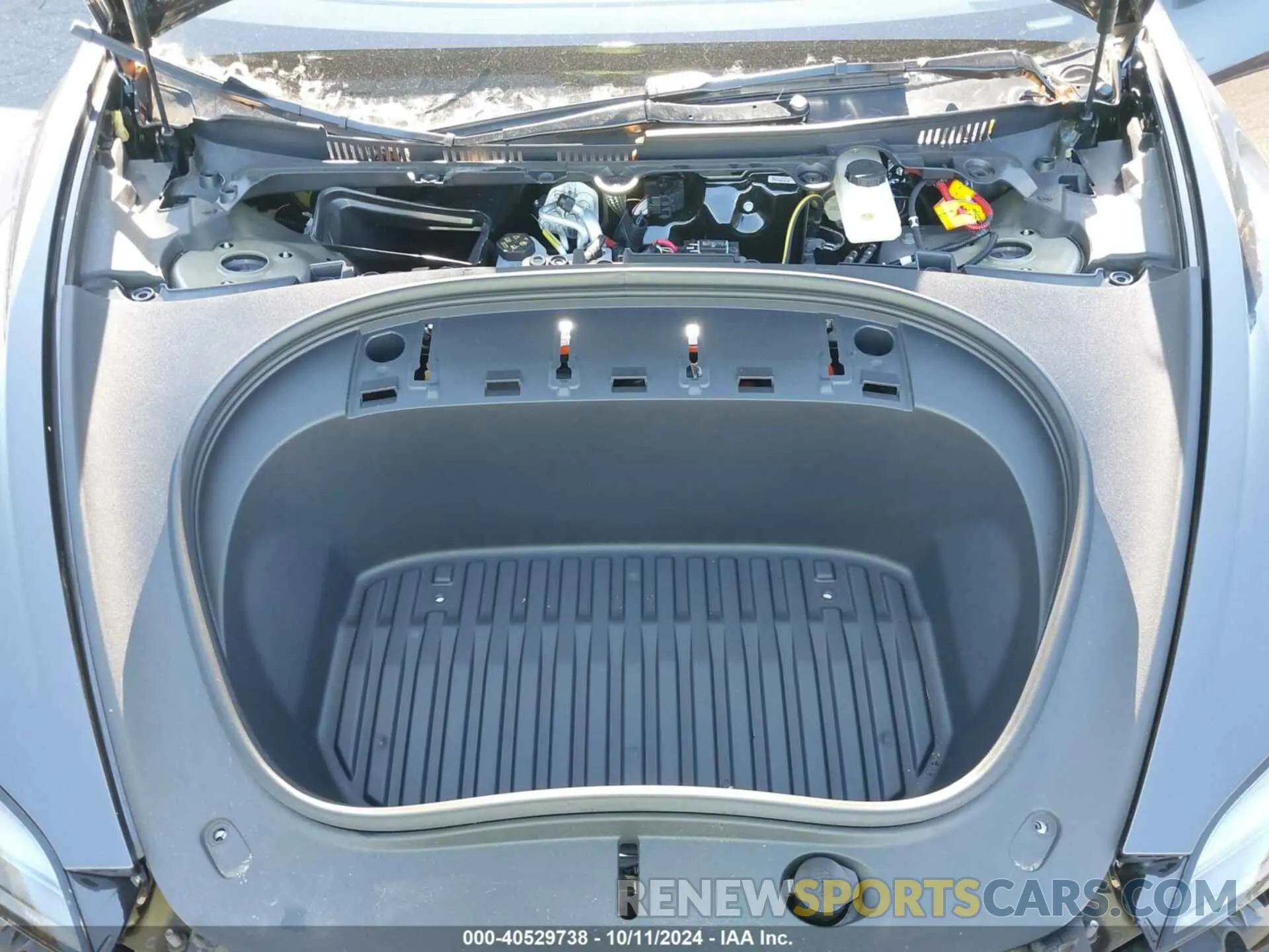 10 Photograph of a damaged car 5YJ3E1EA1RF751516 TESLA MODEL 3 2024