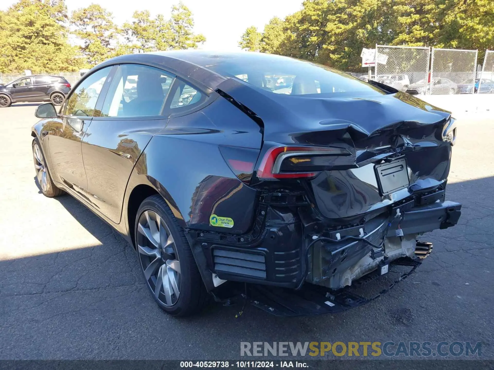 3 Photograph of a damaged car 5YJ3E1EA1RF751516 TESLA MODEL 3 2024