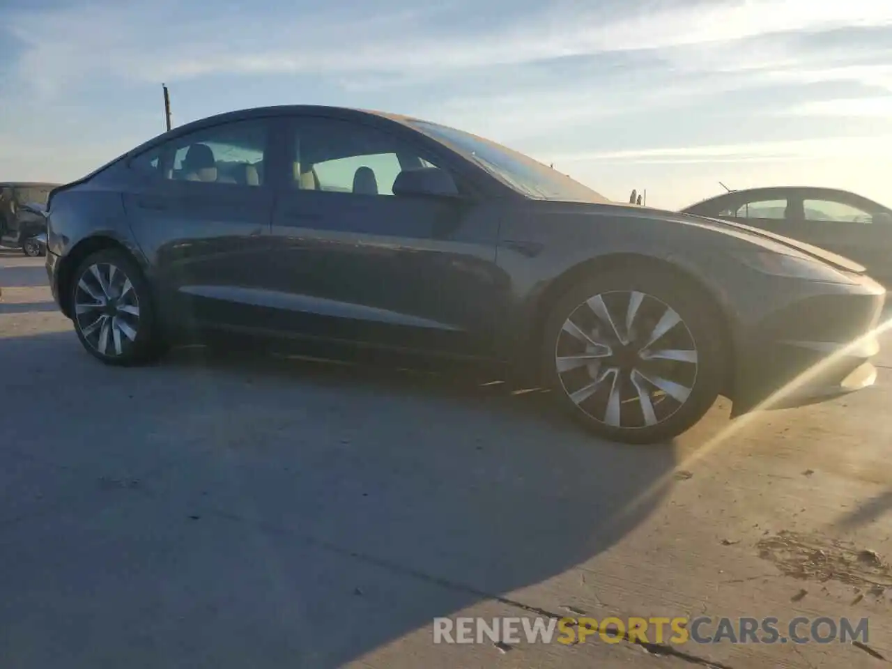 4 Photograph of a damaged car 5YJ3E1EA1RF766582 TESLA MODEL 3 2024