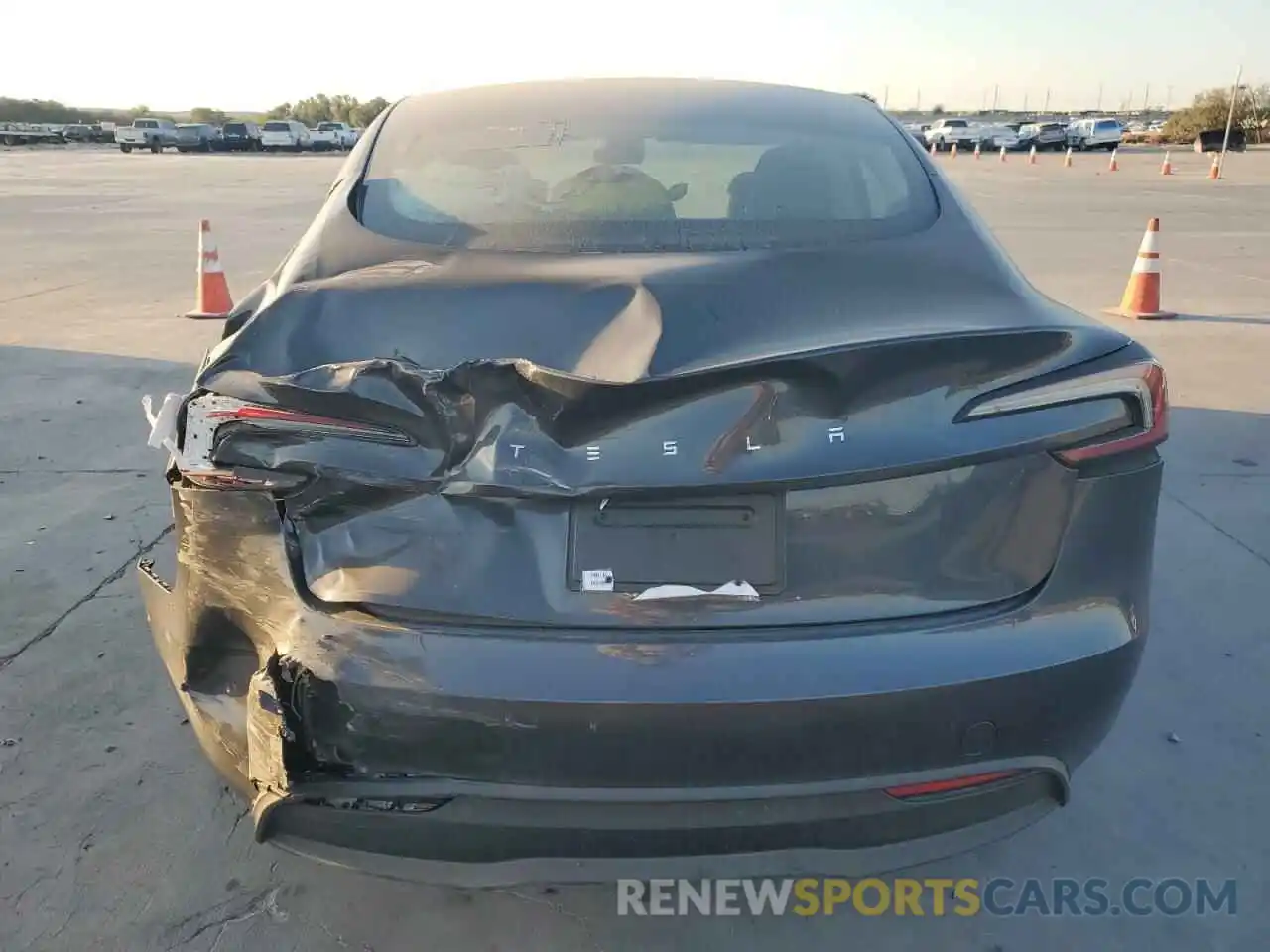 6 Photograph of a damaged car 5YJ3E1EA1RF766582 TESLA MODEL 3 2024